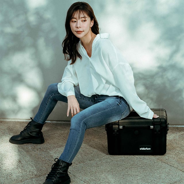 Vidafun V15 防水氣密抗撞收納箱(附側背帶)