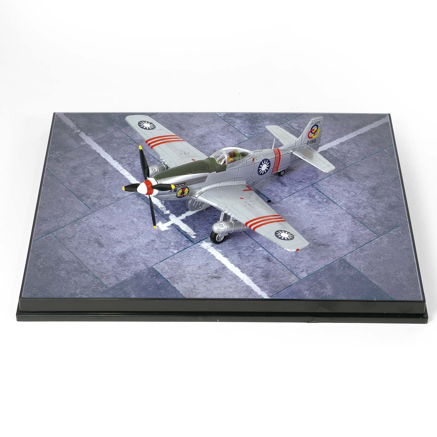 FOV 1/72 二戰國軍 P-51D野馬式戰鬥機/中華民國空軍第四大隊第21中隊 徐華江大隊長座機/天馬號