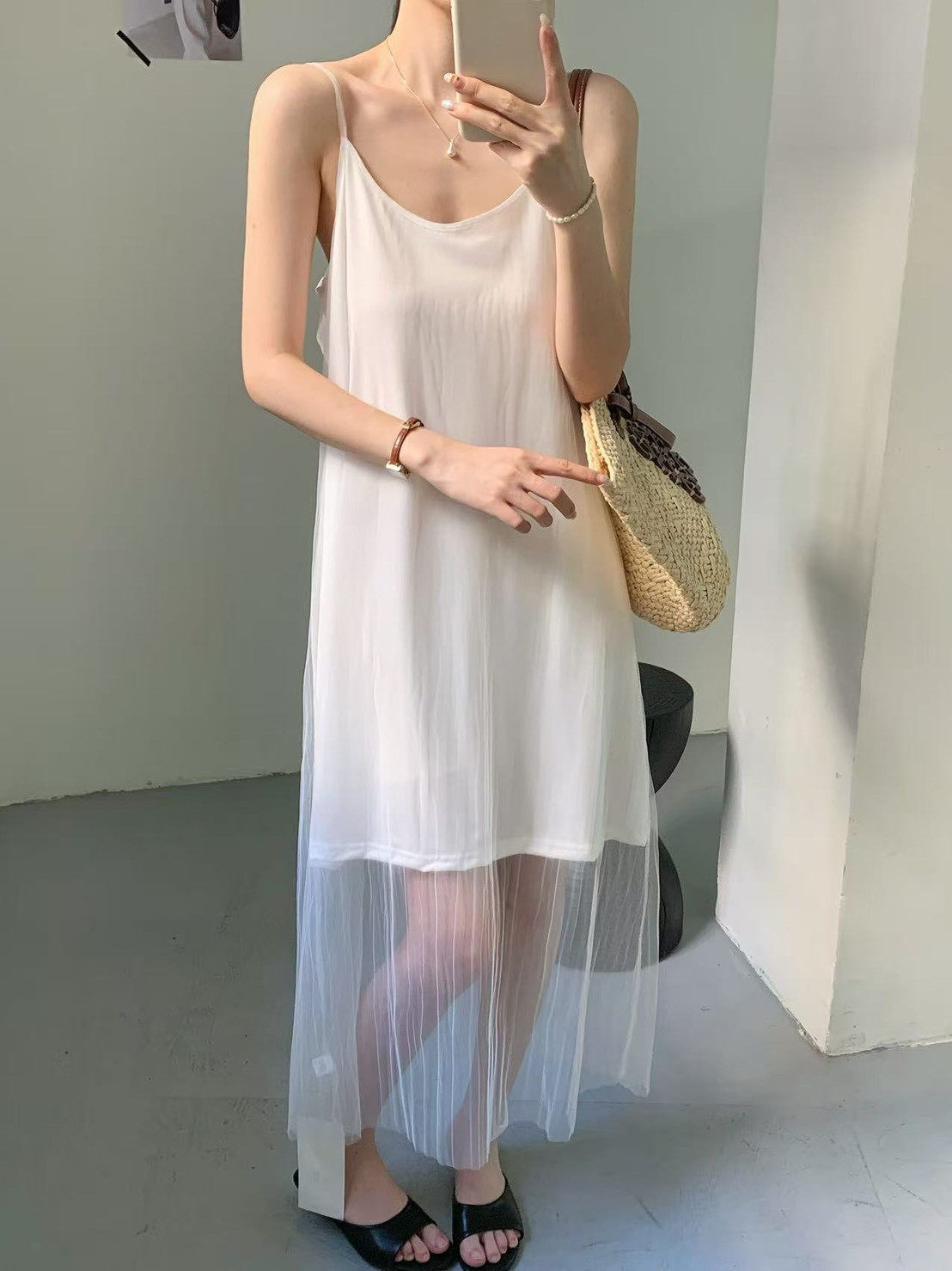 雙層透紗吊帶洋裝