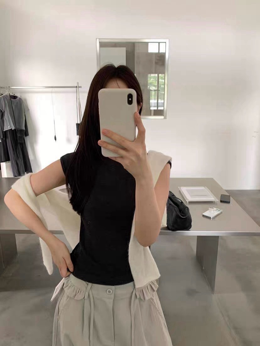 百搭小立領背心