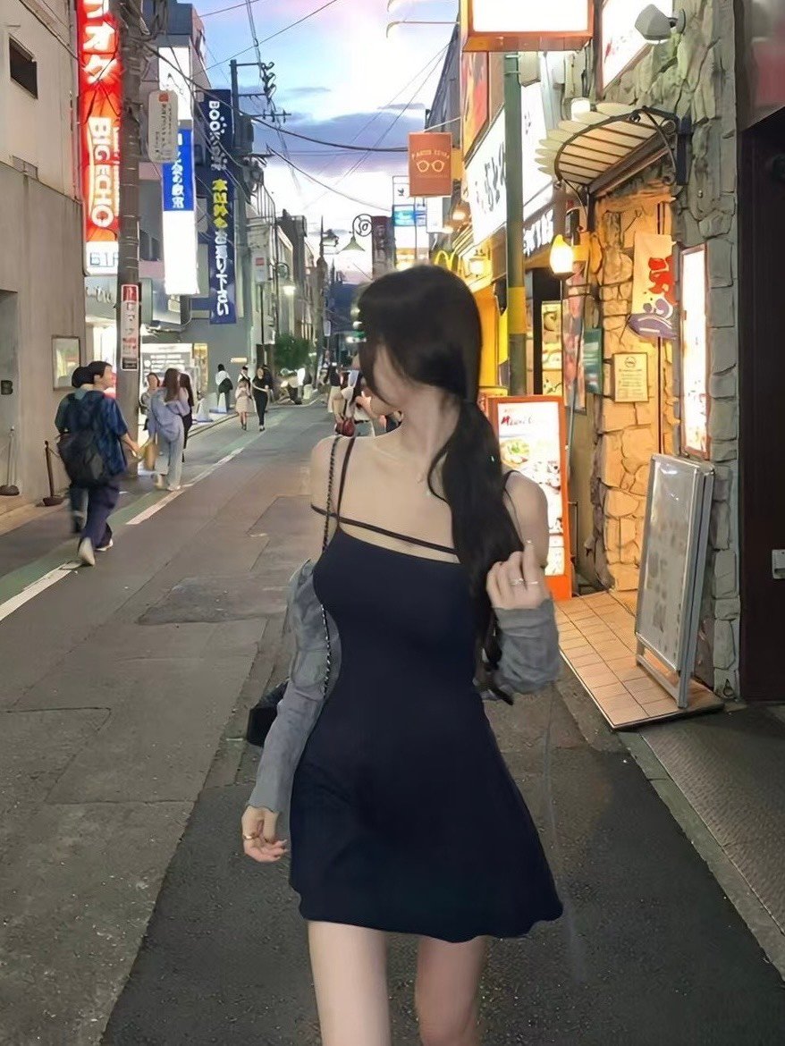 薄款罩衫+短洋裝兩件套