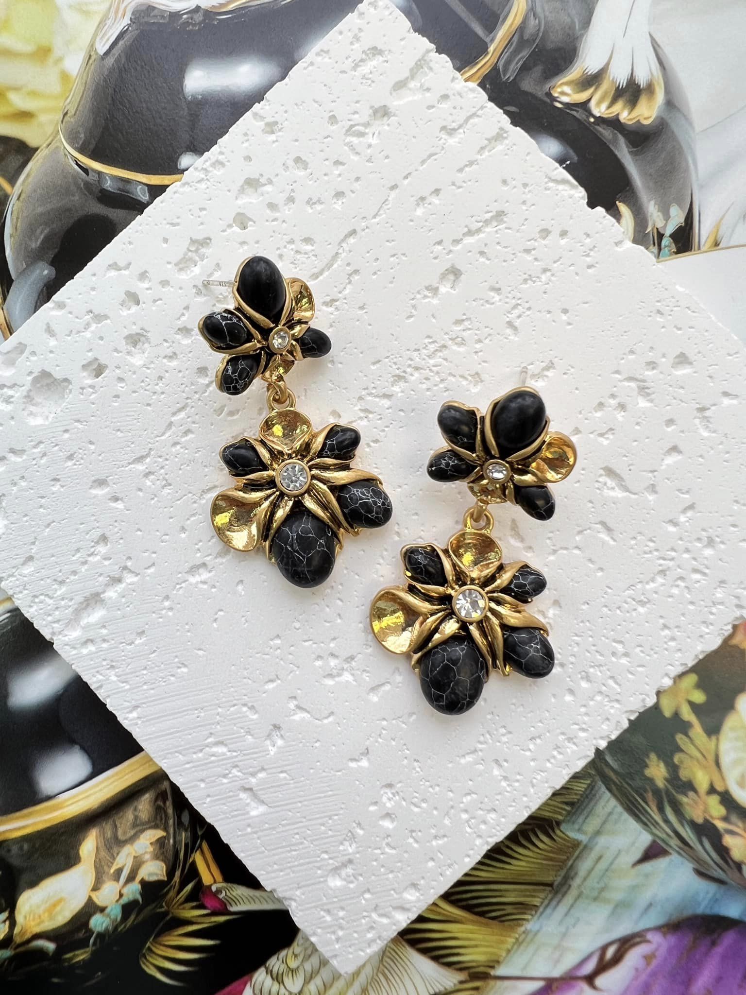 黑金雙花吊墜耳環