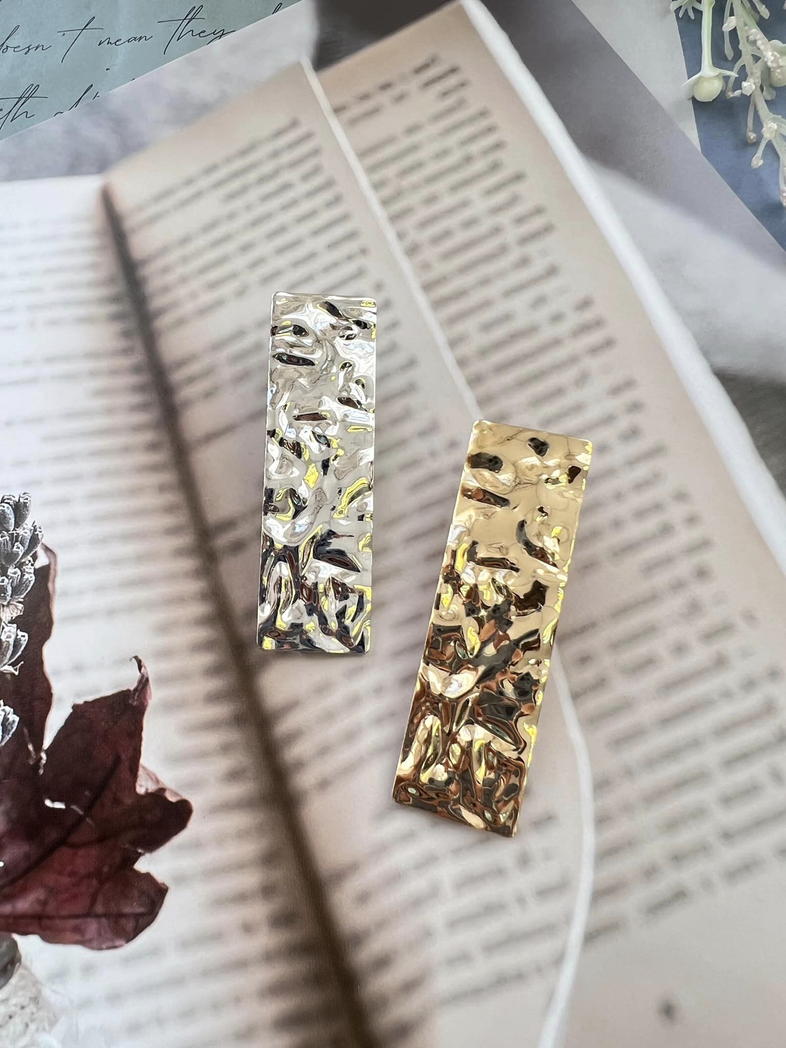 正韓飾品-微皺造型長方髮夾