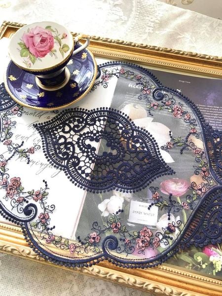宮廷風刺繡蕾絲桌墊/桌巾