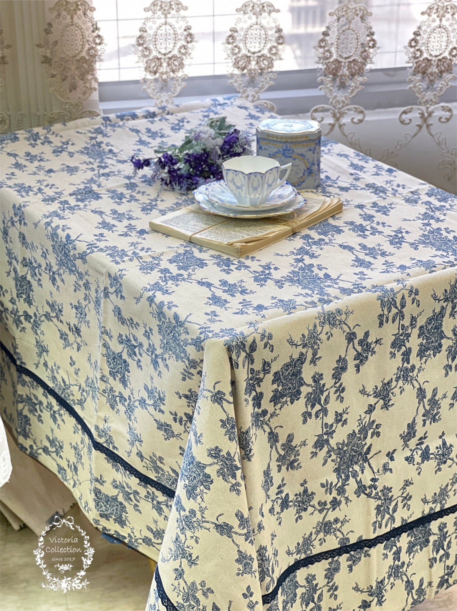 法式藍鈴花防油桌布