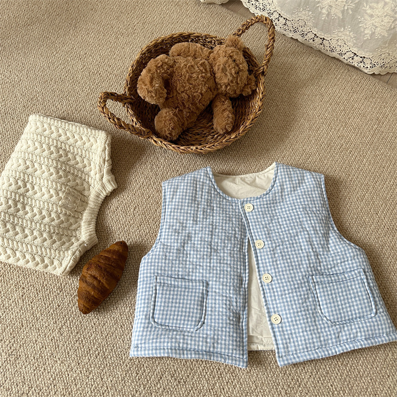 藍格紋口袋鋪棉背心