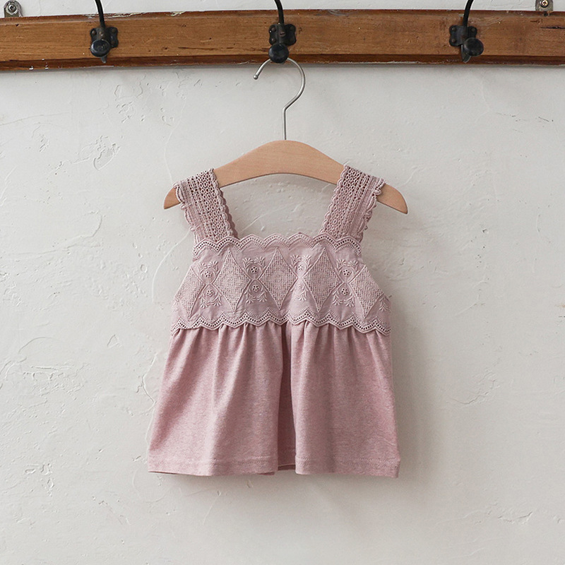 蕾絲雕花娃娃衫背心