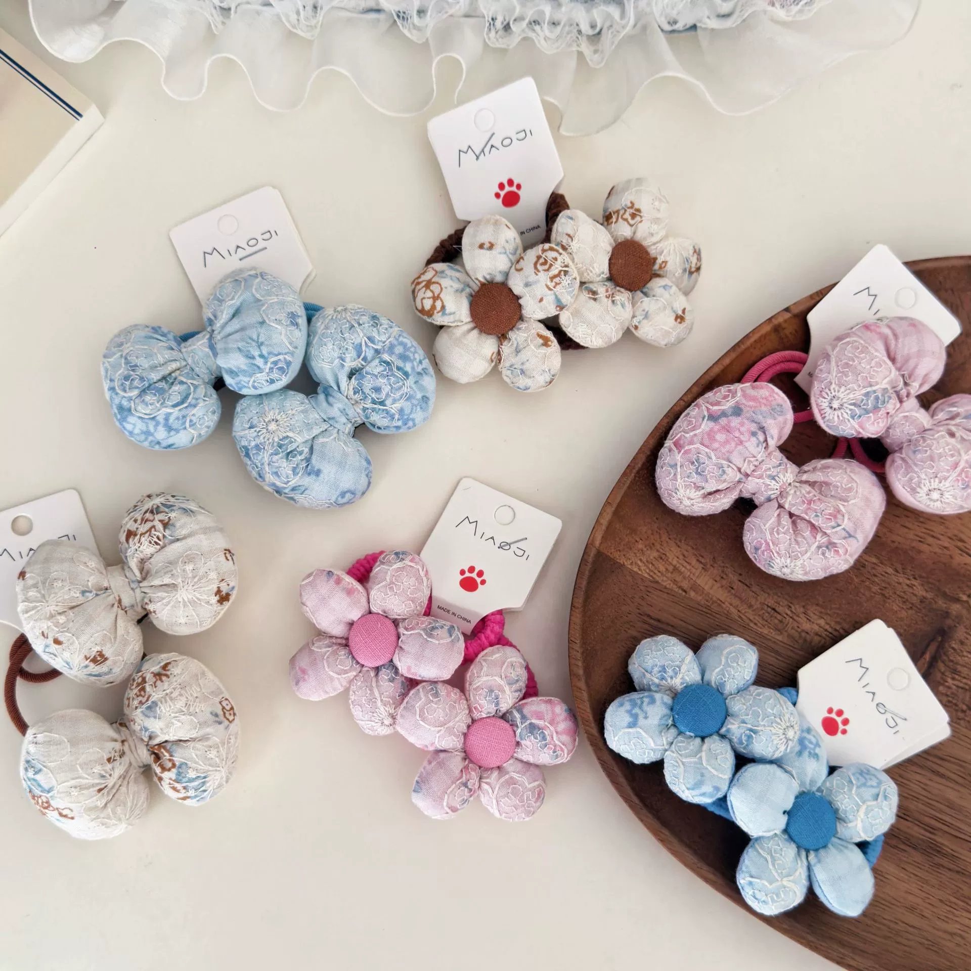 刺繡花朵蝴蝶結髮圈