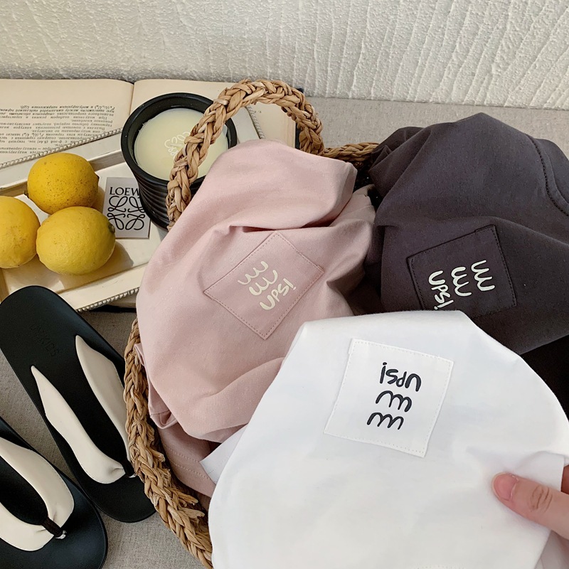 簡約小標短袖T恤