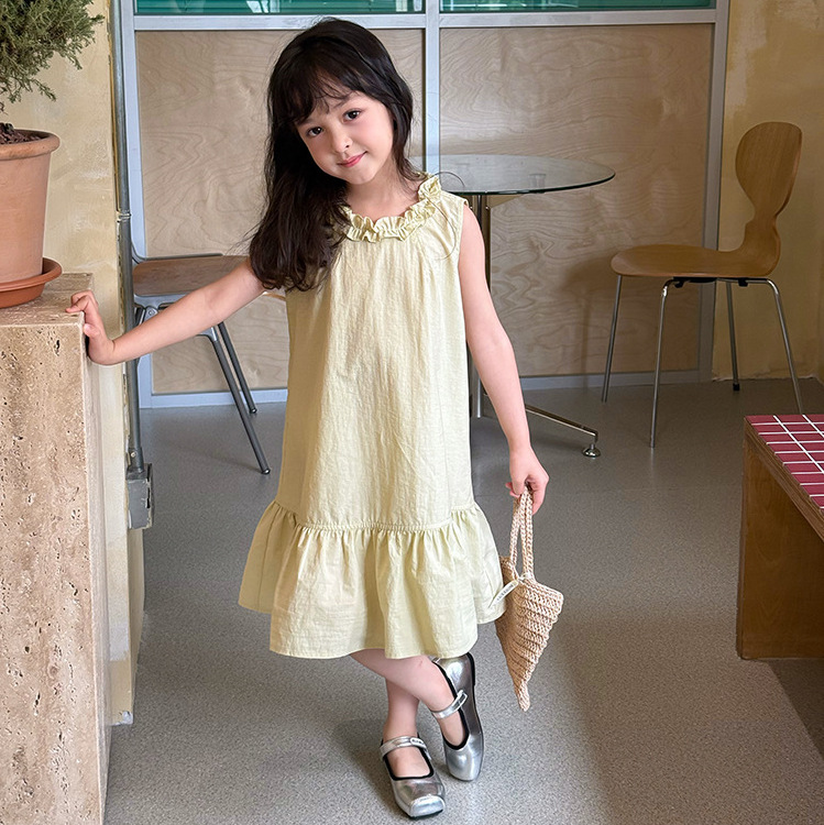 花邊領魚尾洋裝