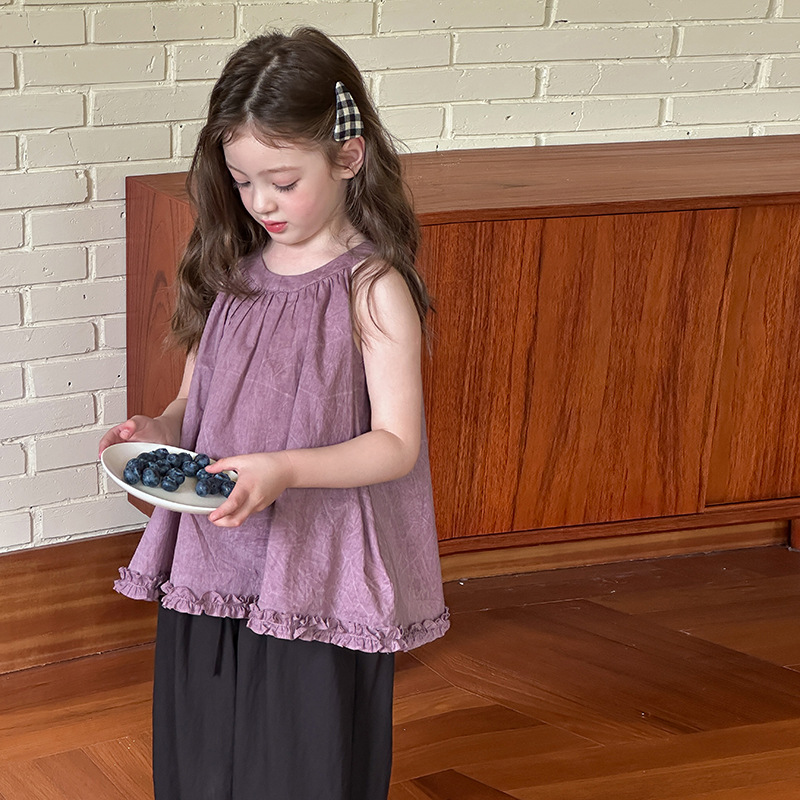 特殊紋路掛脖花邊上衣