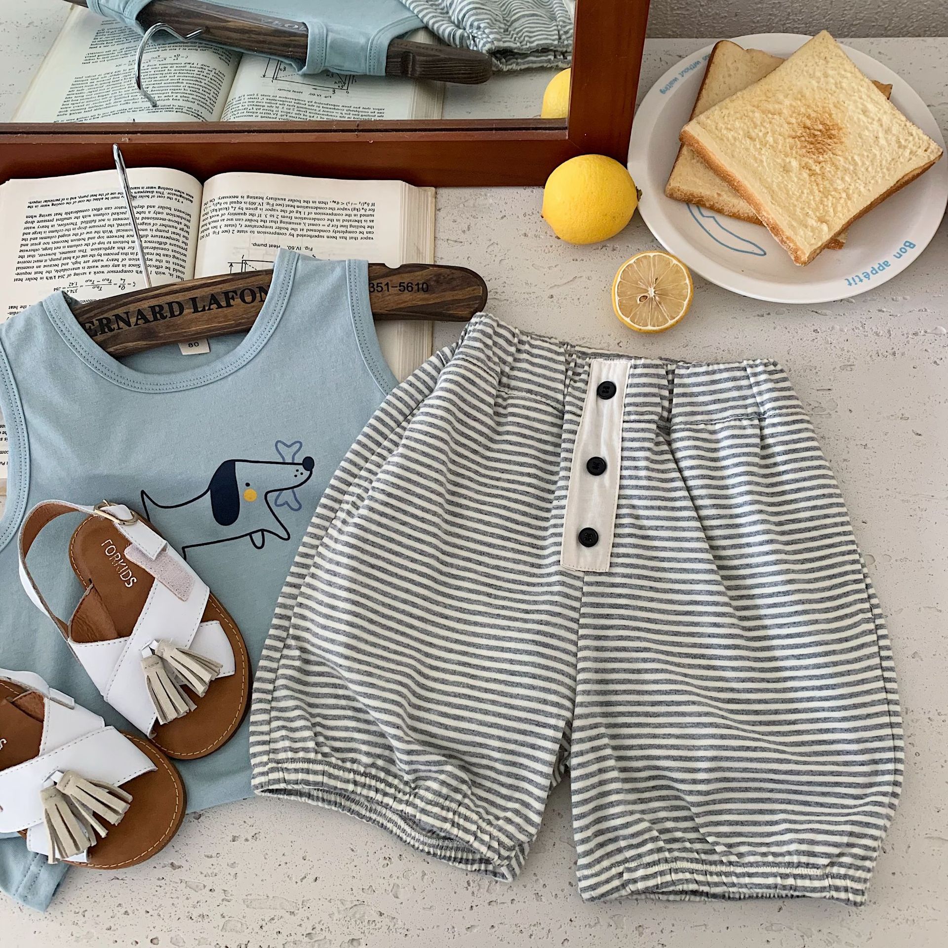 條紋鈕釦棉質短褲