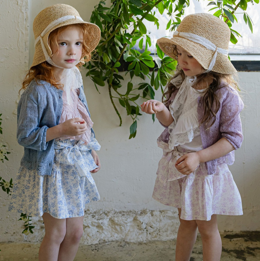 甜美花邊簍空小外套