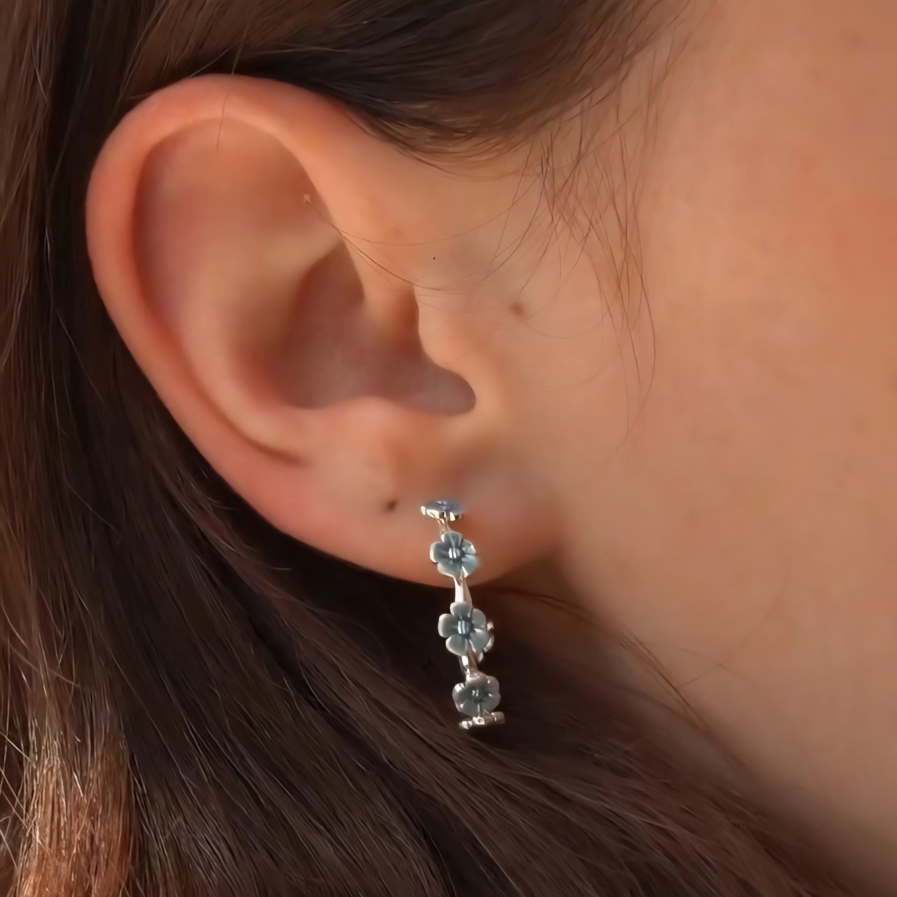 Fable England 勿忘我C形耳環