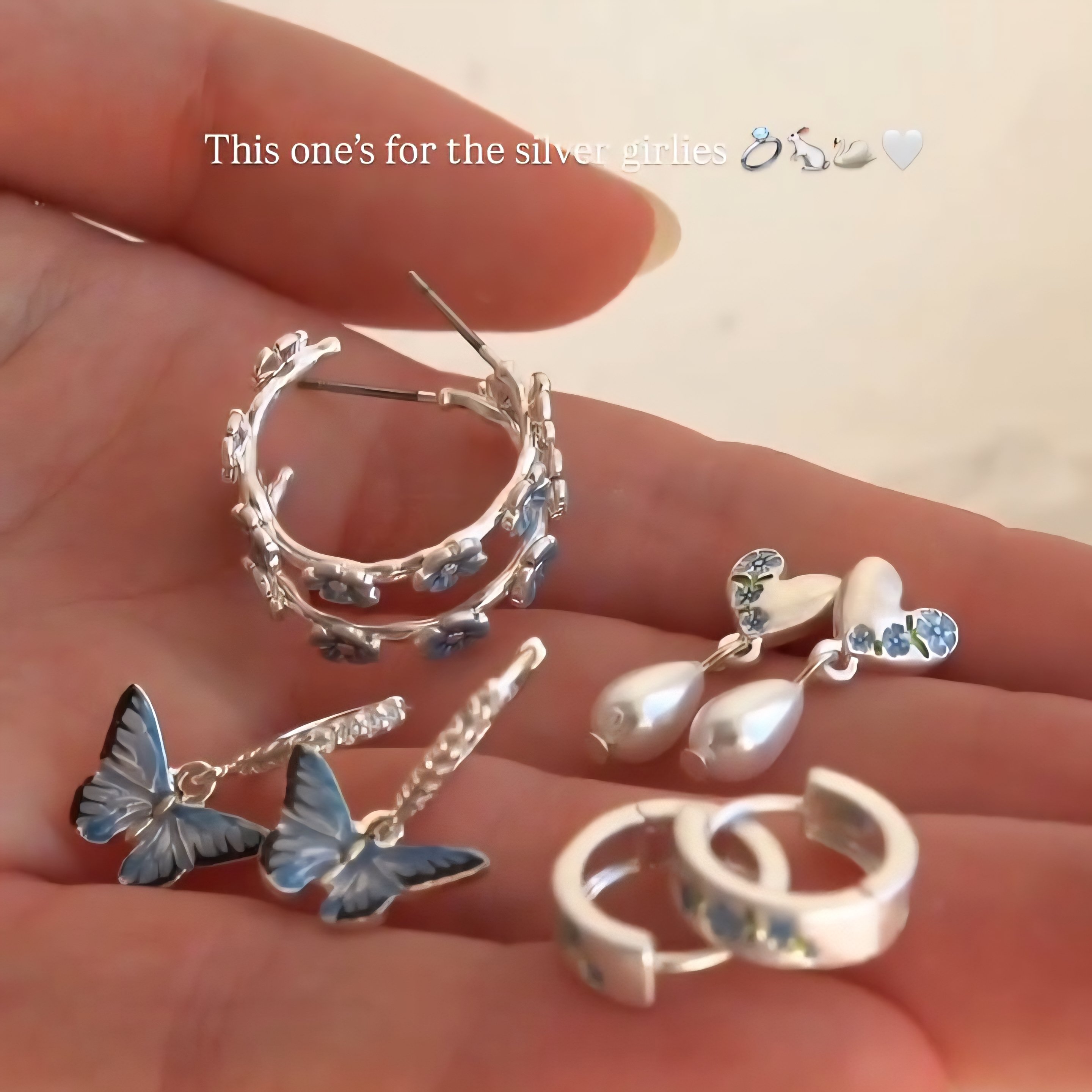 Fable England 勿忘我珍珠耳環