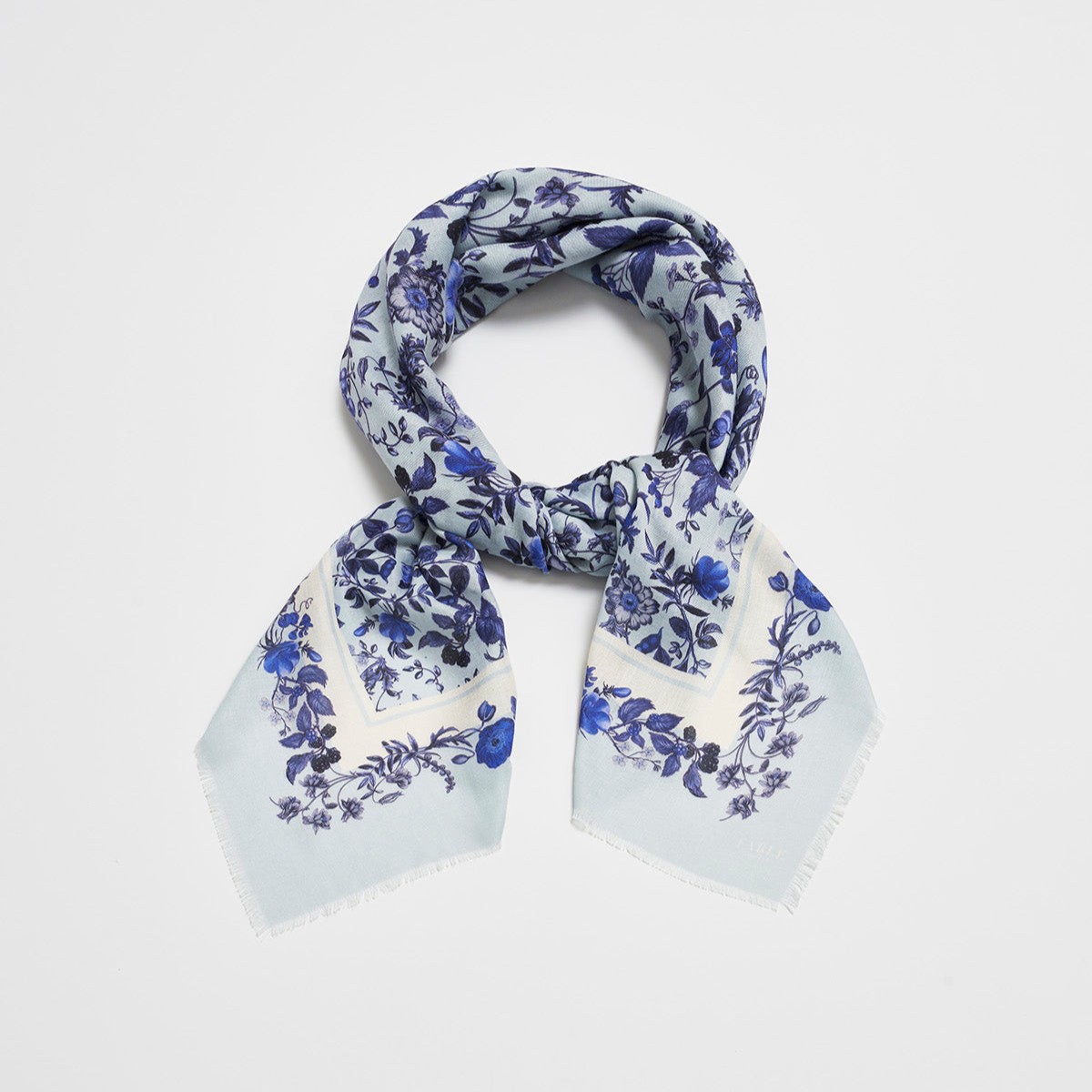 Fable England 藍調花卉絲巾