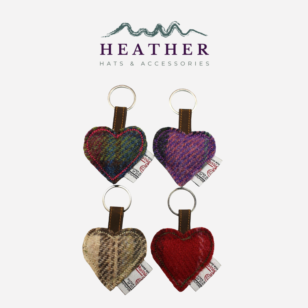 Heather 心形花呢吊飾