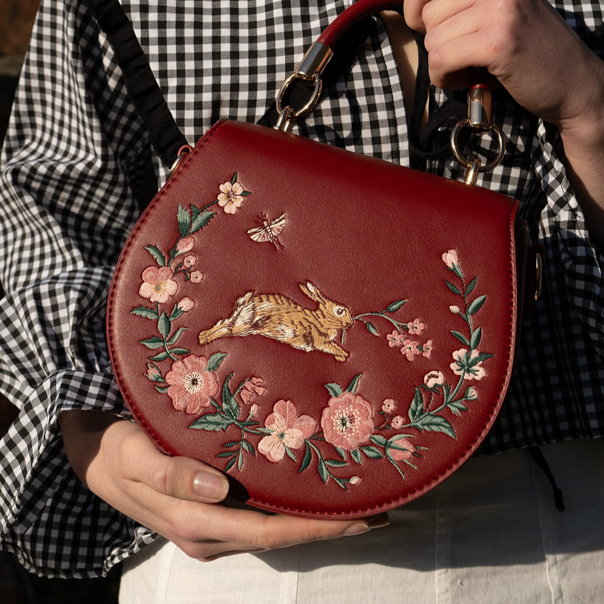 Fable England 奔跑兔刺繡馬鞍包