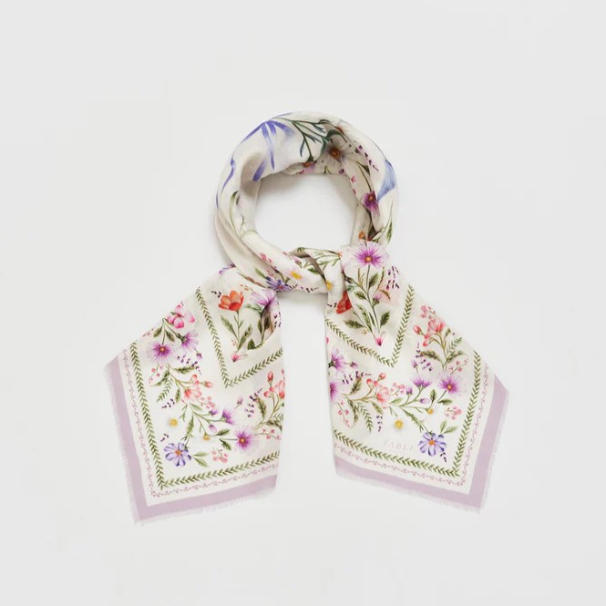 Fable England 勿忘我粉紫披肩