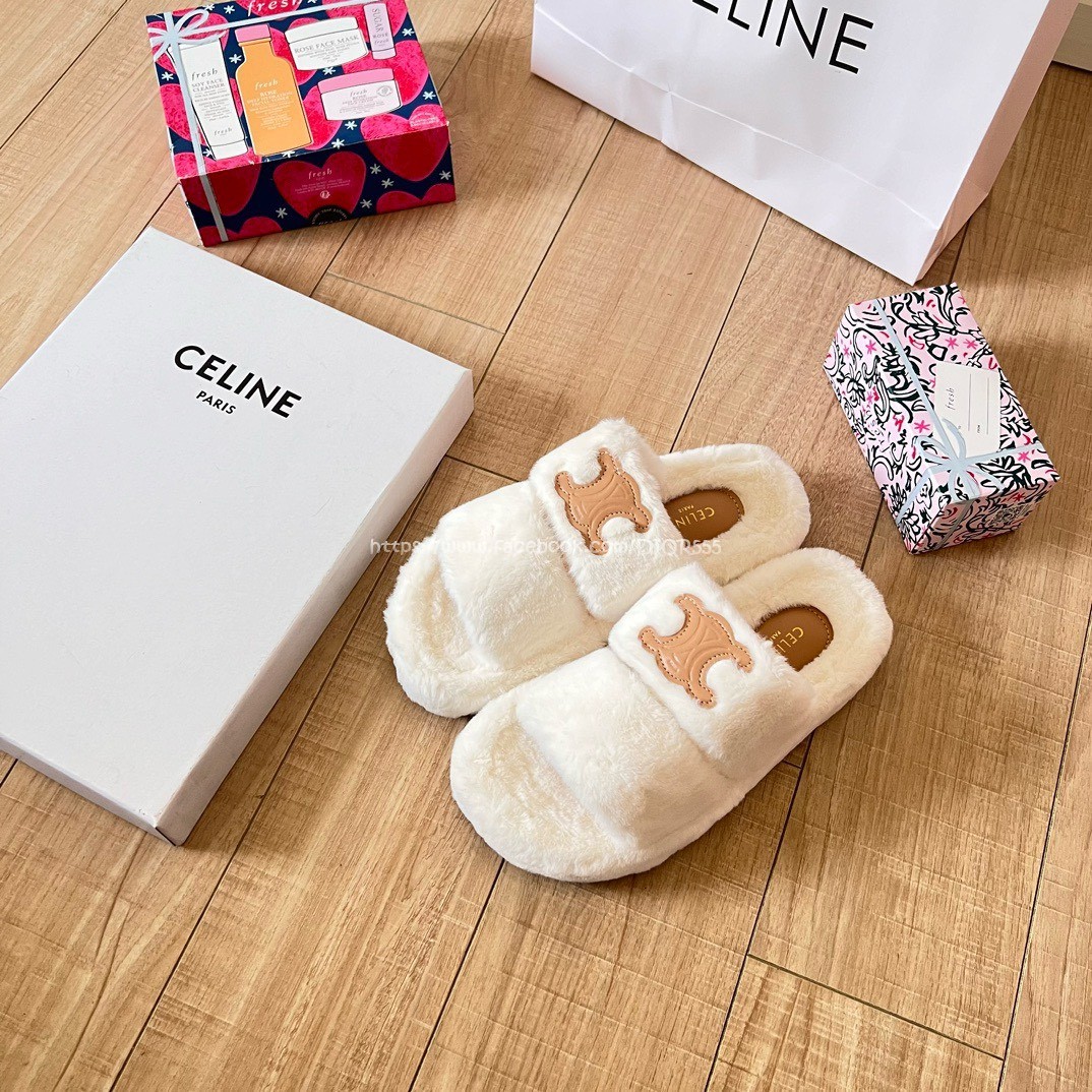 CELINE 羊羔毛拖鞋