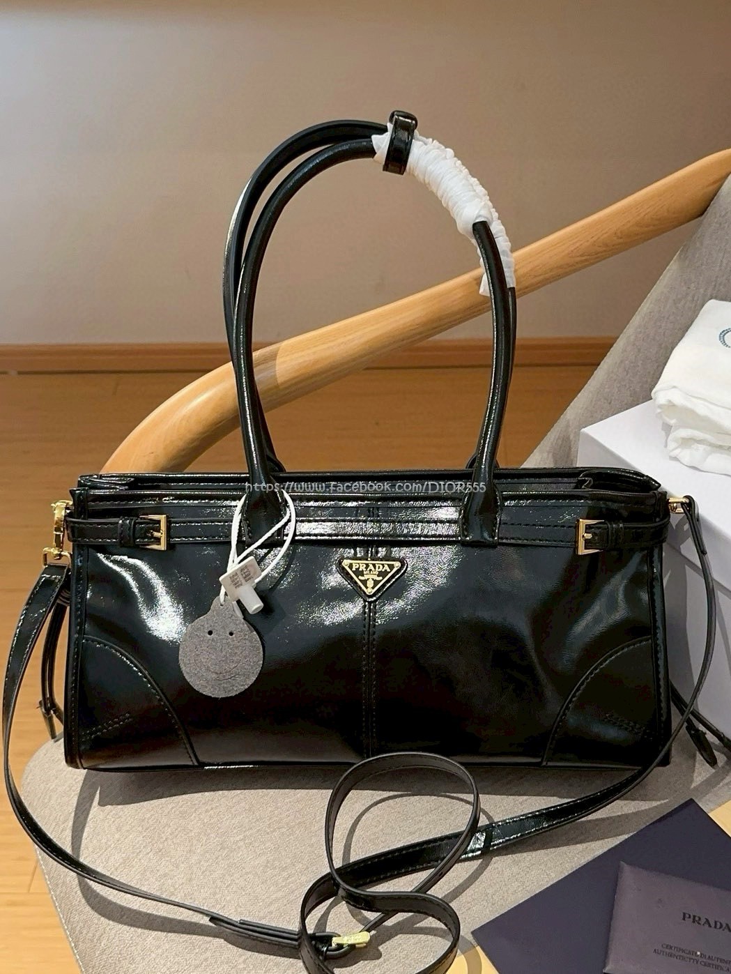 PRADA soft lux油蠟皮hobo