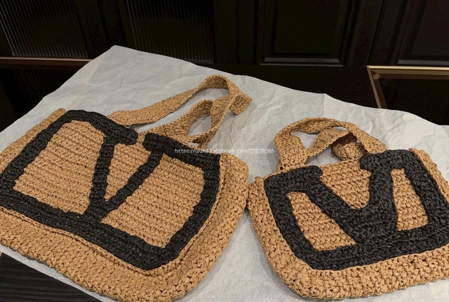 Valentino VLogo草編包
