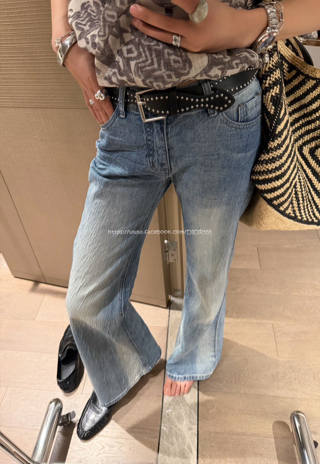  顯瘦微喇牛仔褲(送皮帶)