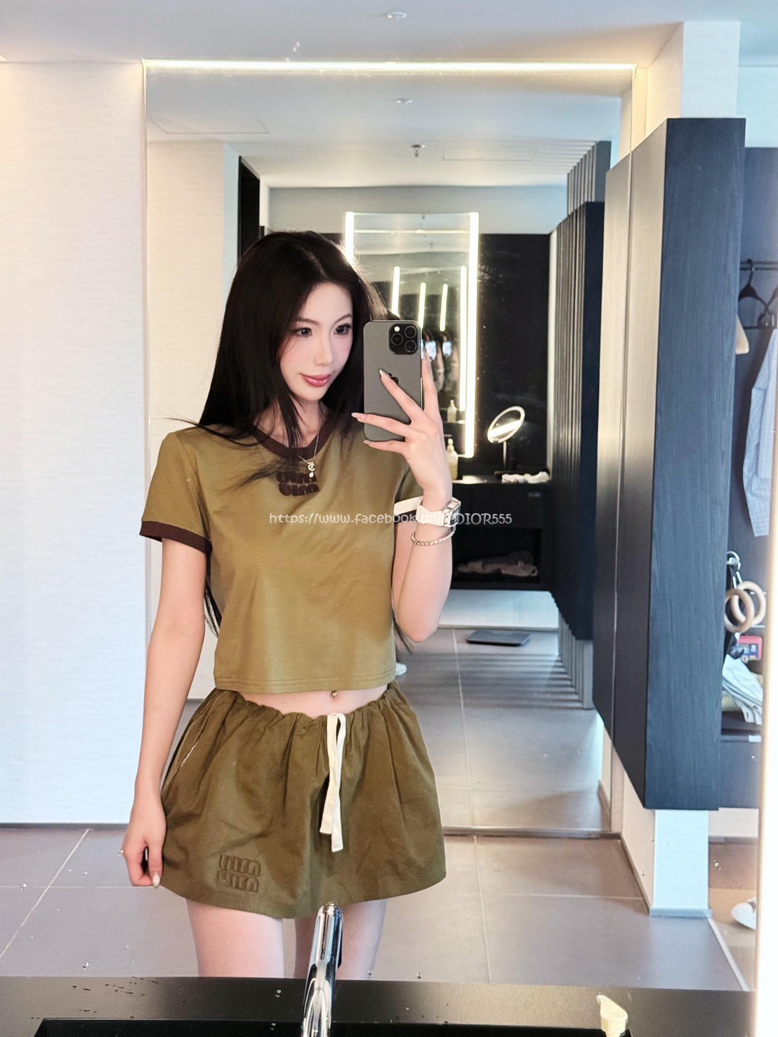 MIUMIU橄欖綠套裝(上衣+褲裙)