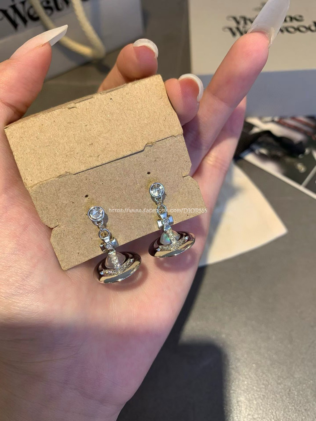 土星飛行士耳環