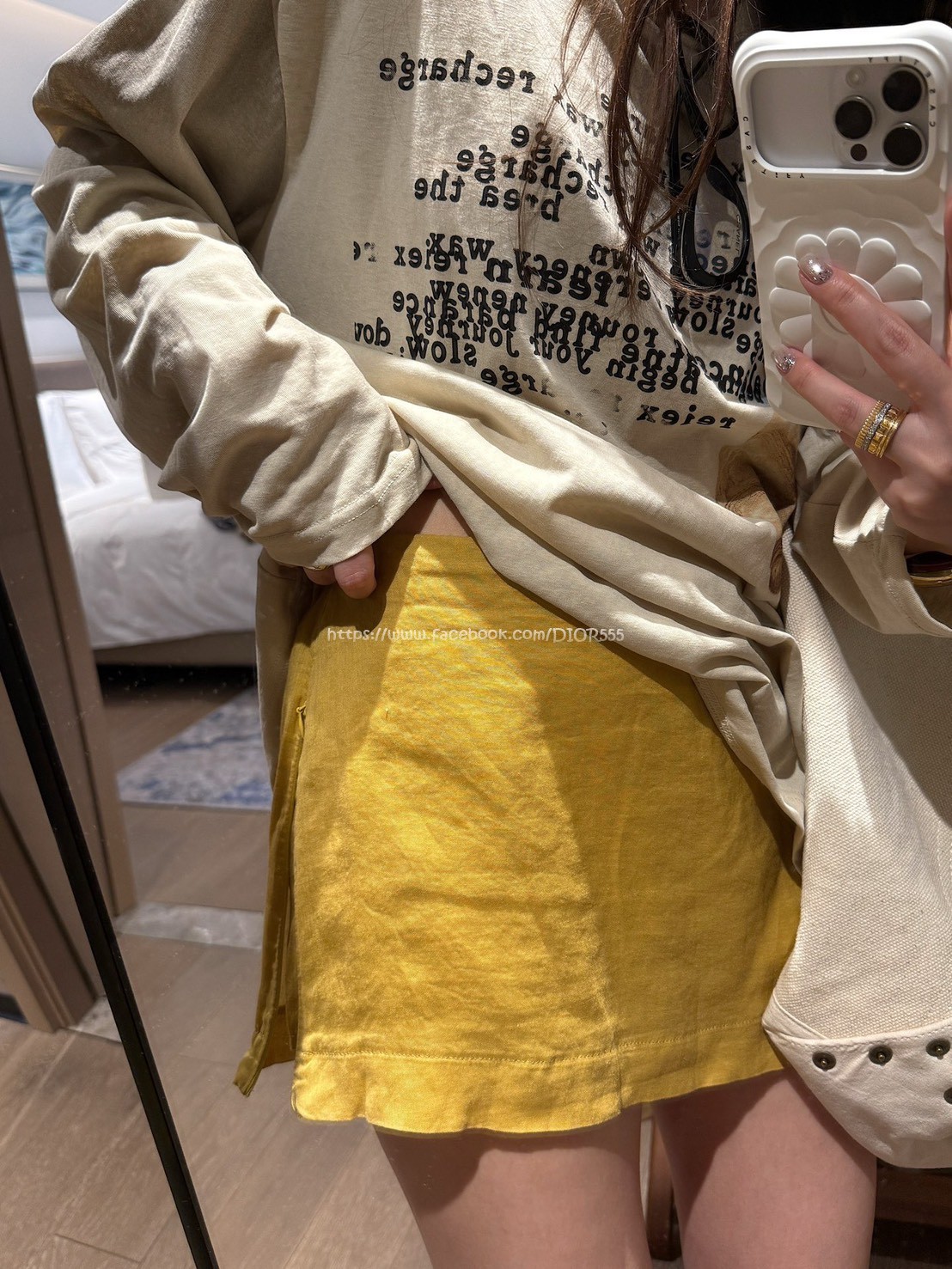 開叉短裙