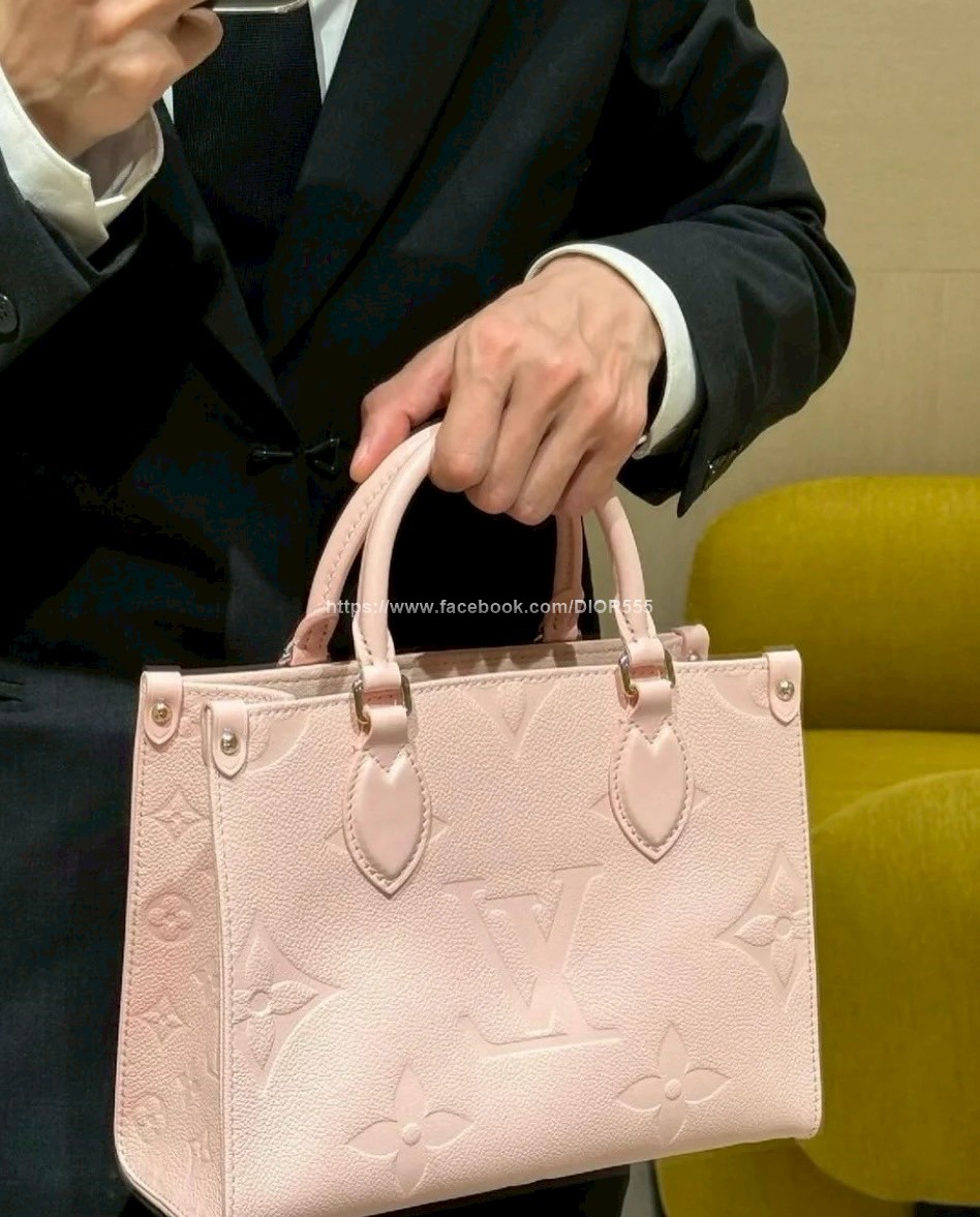 Lv櫻花粉托特包