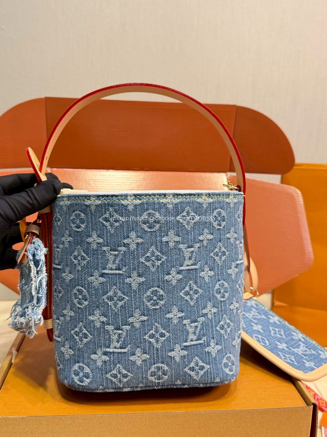 LV all in bb 水桶包