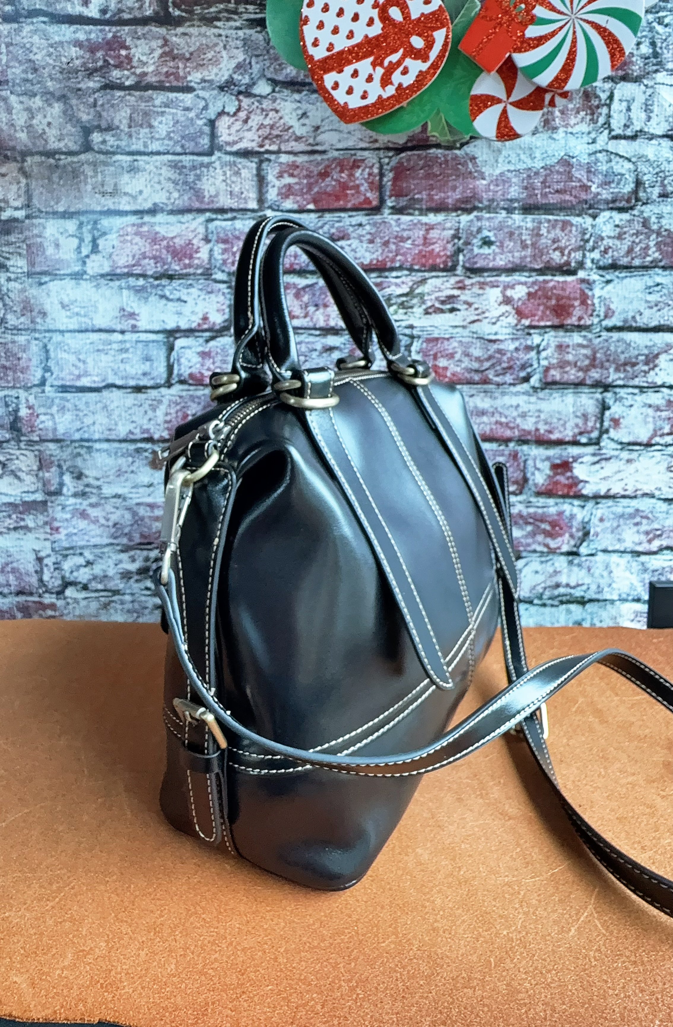 摩登黑金包-(手提把可變長成肩背）