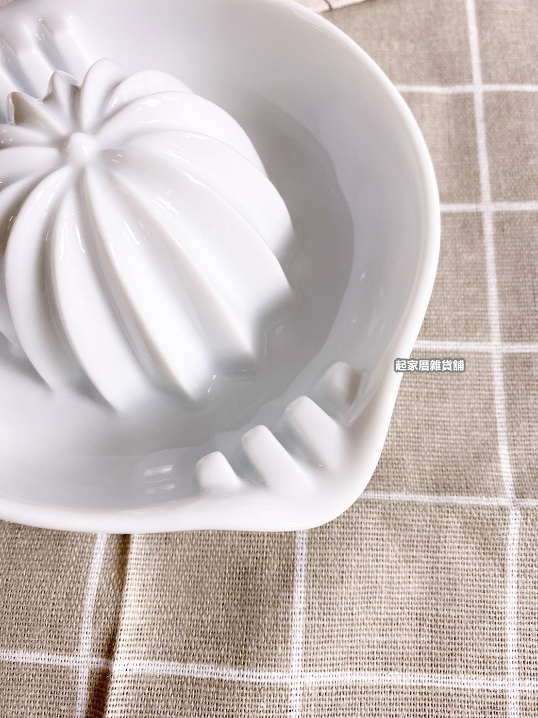 日本貝印KAI－SELECT100 陶瓷榨汁器（小）