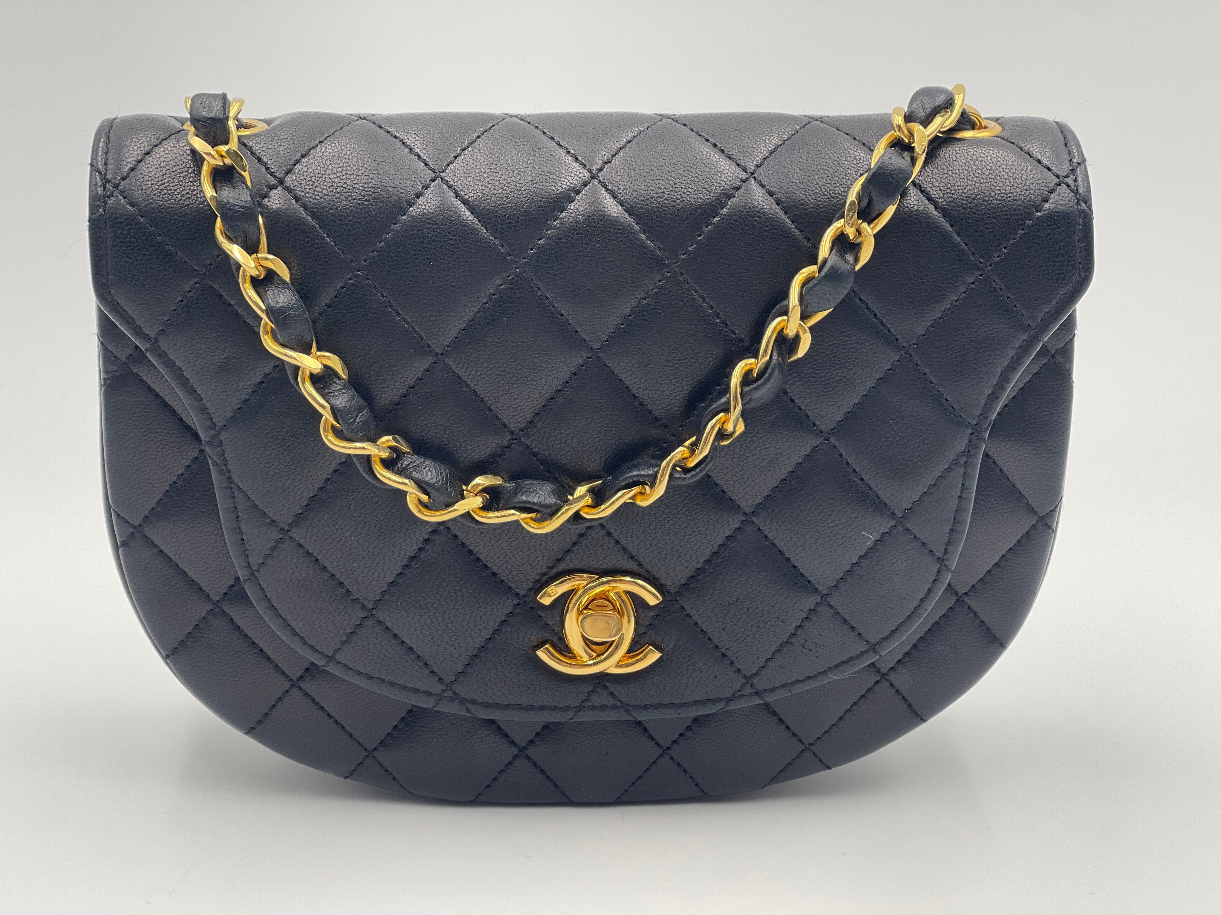 chanel書包轉釦半月包