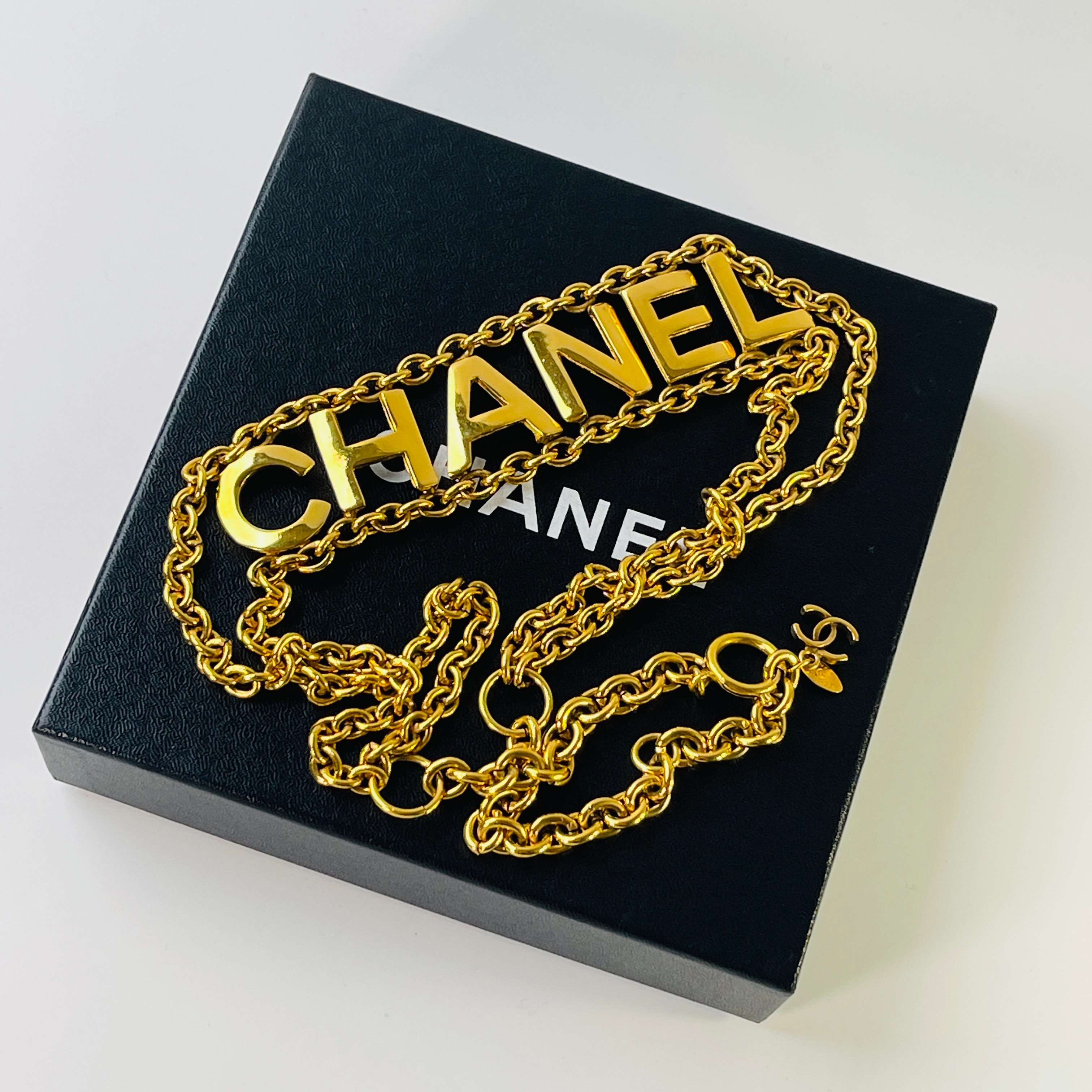 Chanel 字母腰鍊