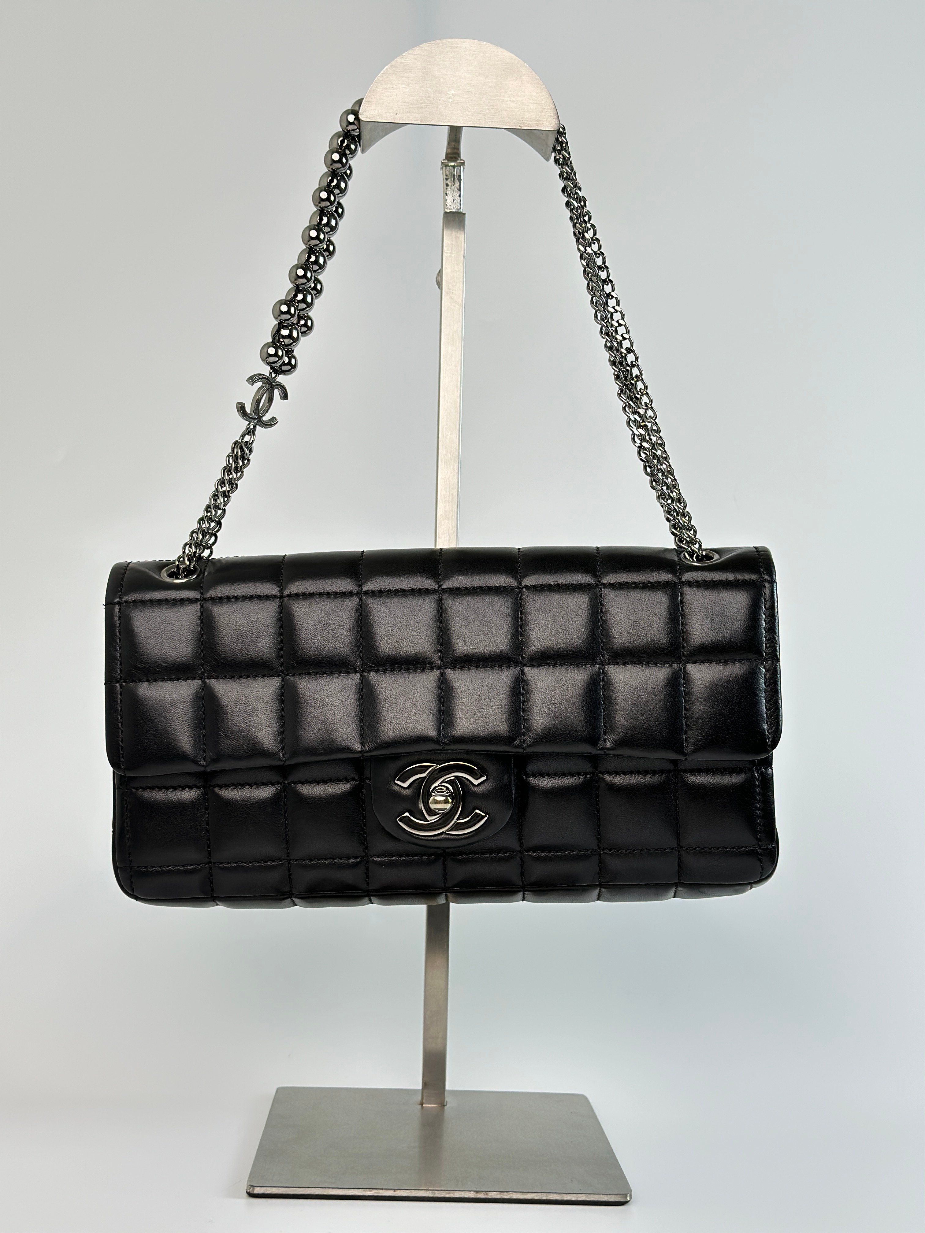 chanel冰格腋下掀蓋包