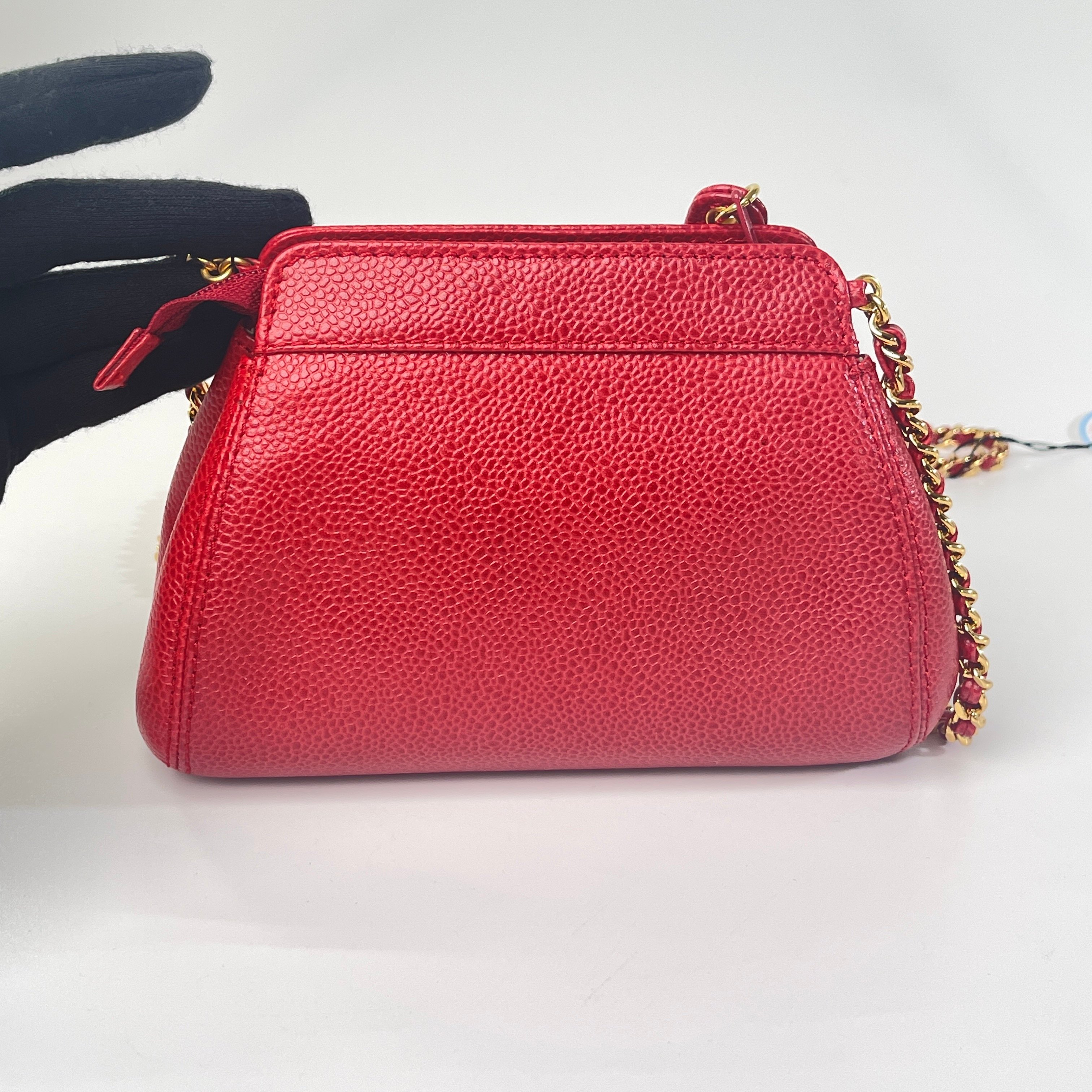 Chanel 荔皮紅色元寶包