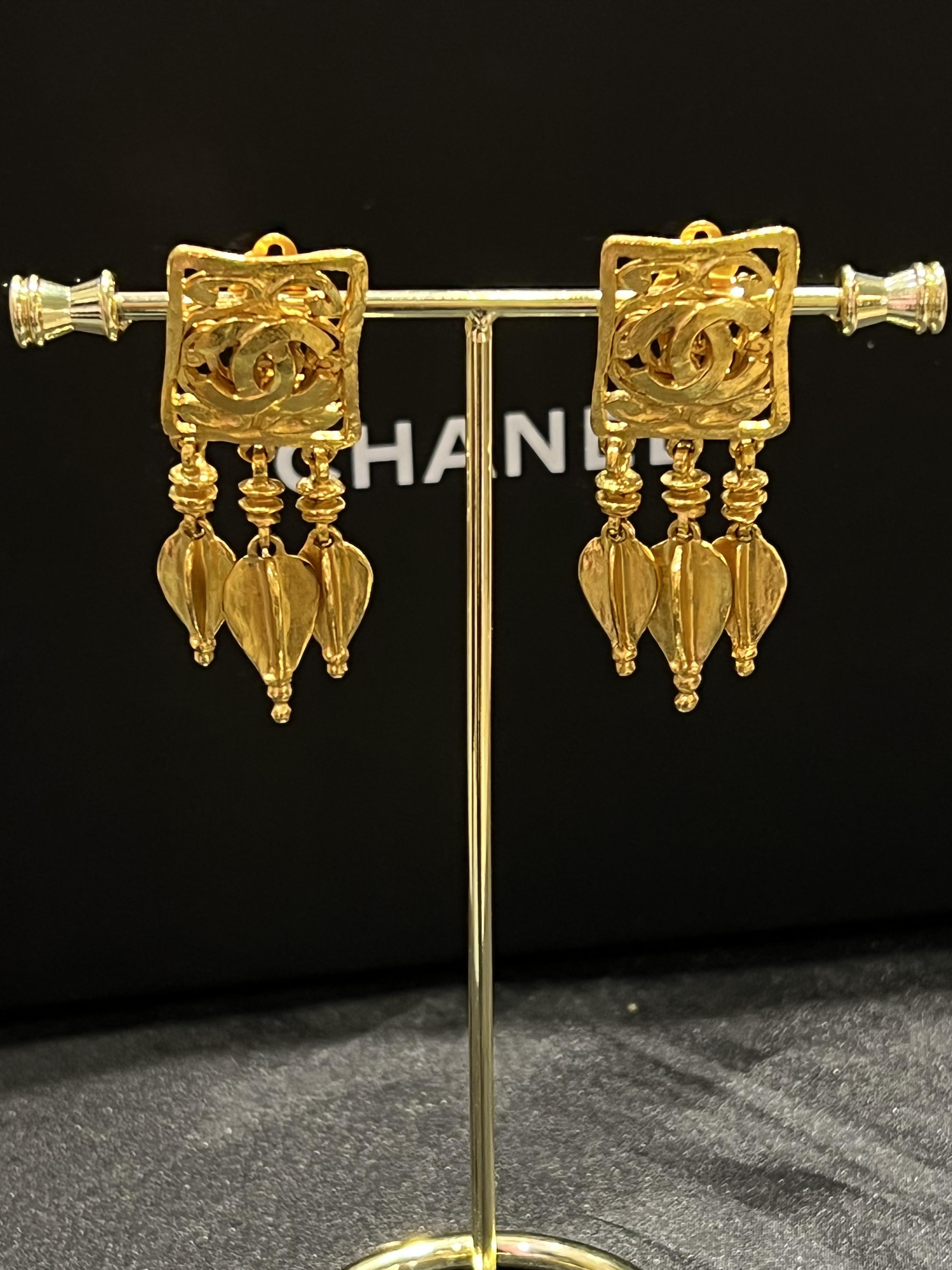 Chanel長方捕夢網耳夾