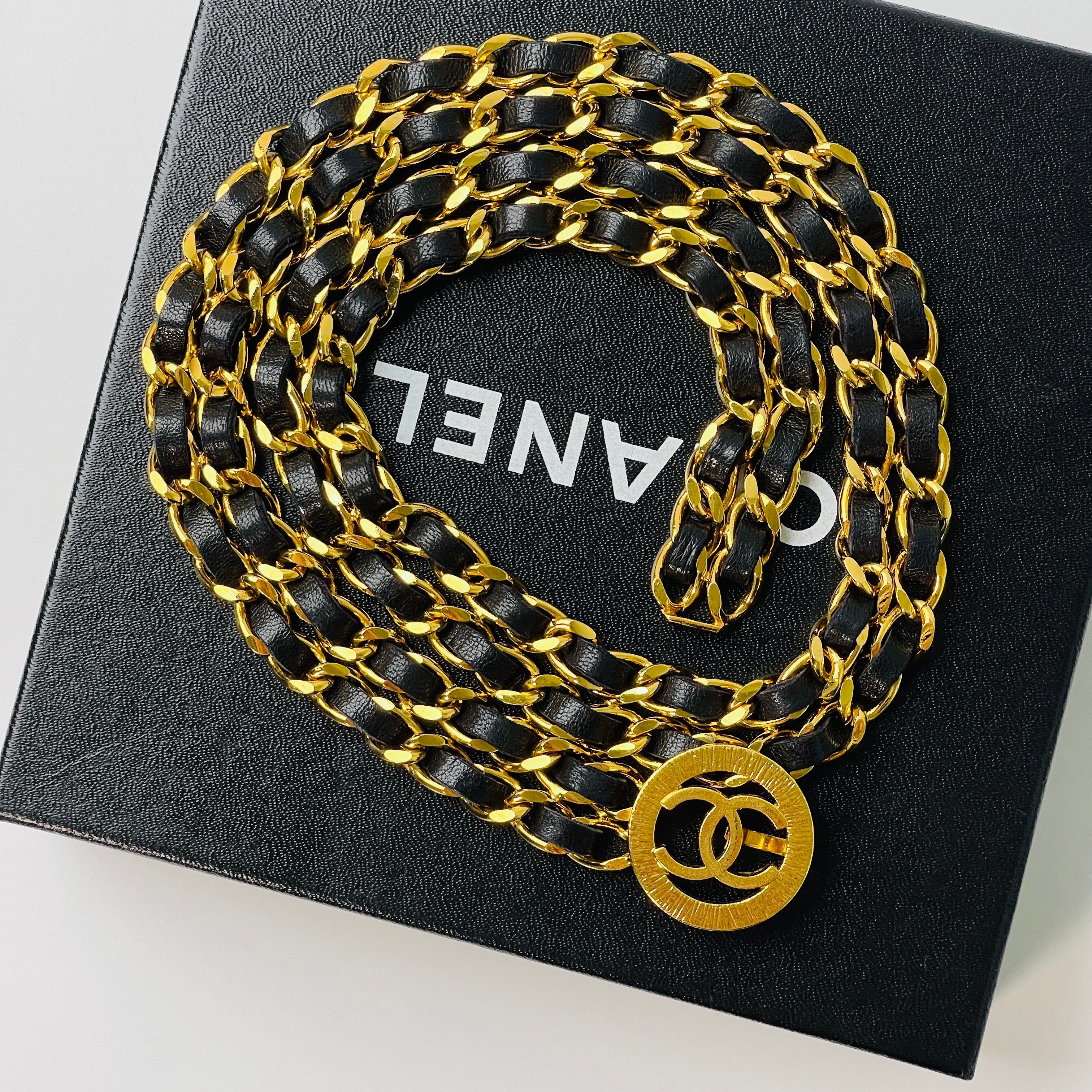 Chanel 放射C雙皮穿腰鍊