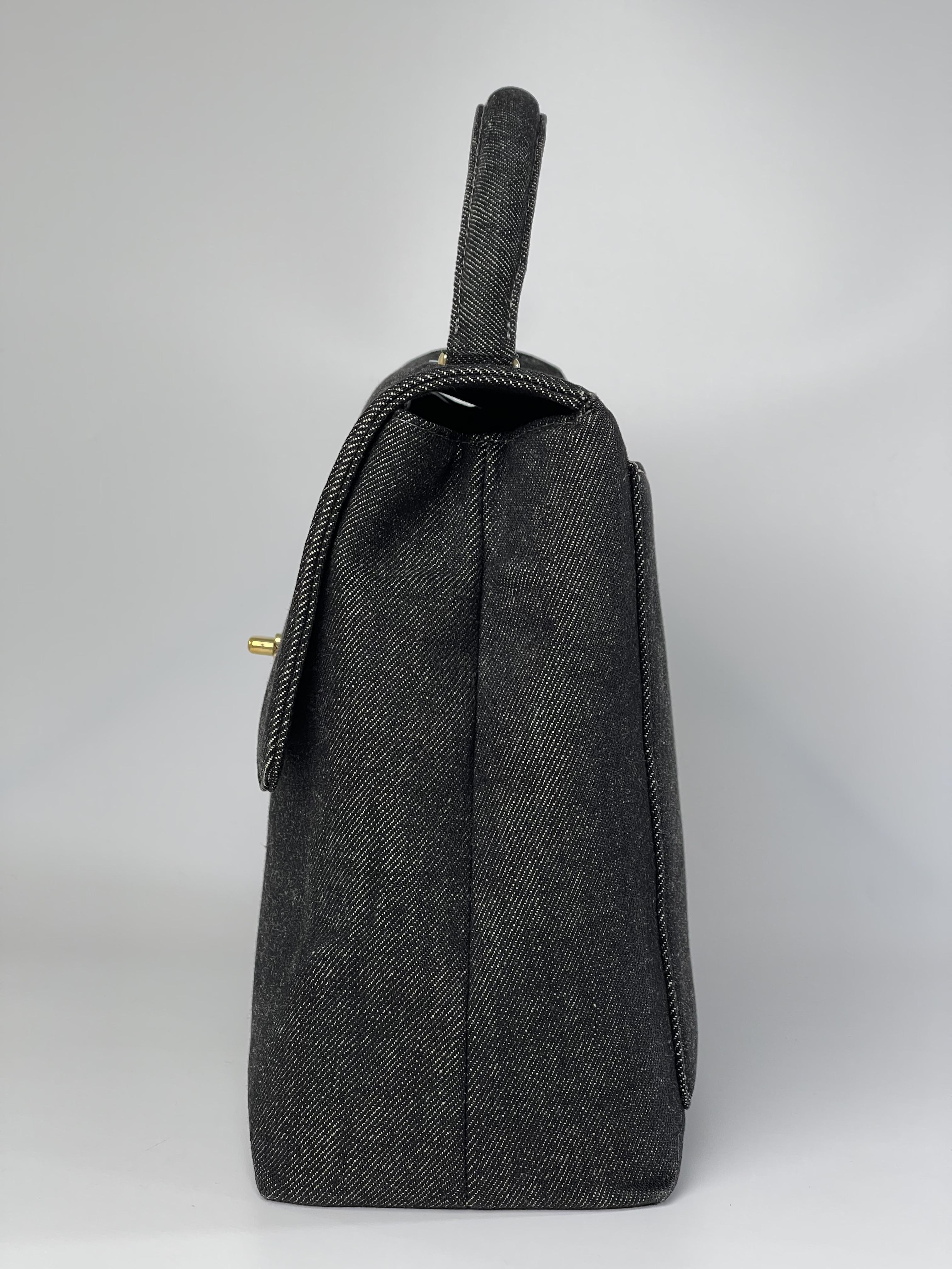 Chanel 黑色丹寧handle包