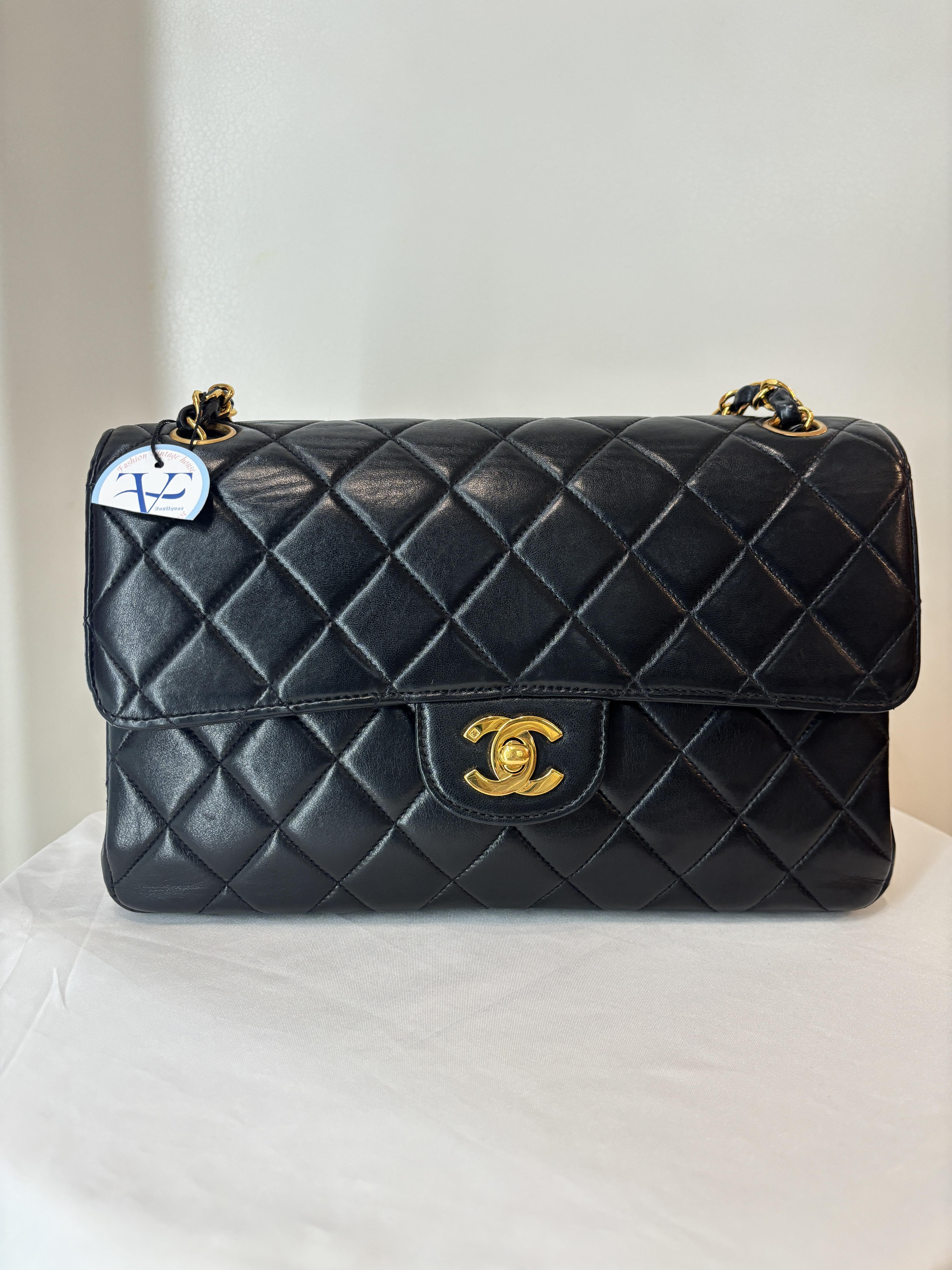 Ba1377 Chanel雙面人