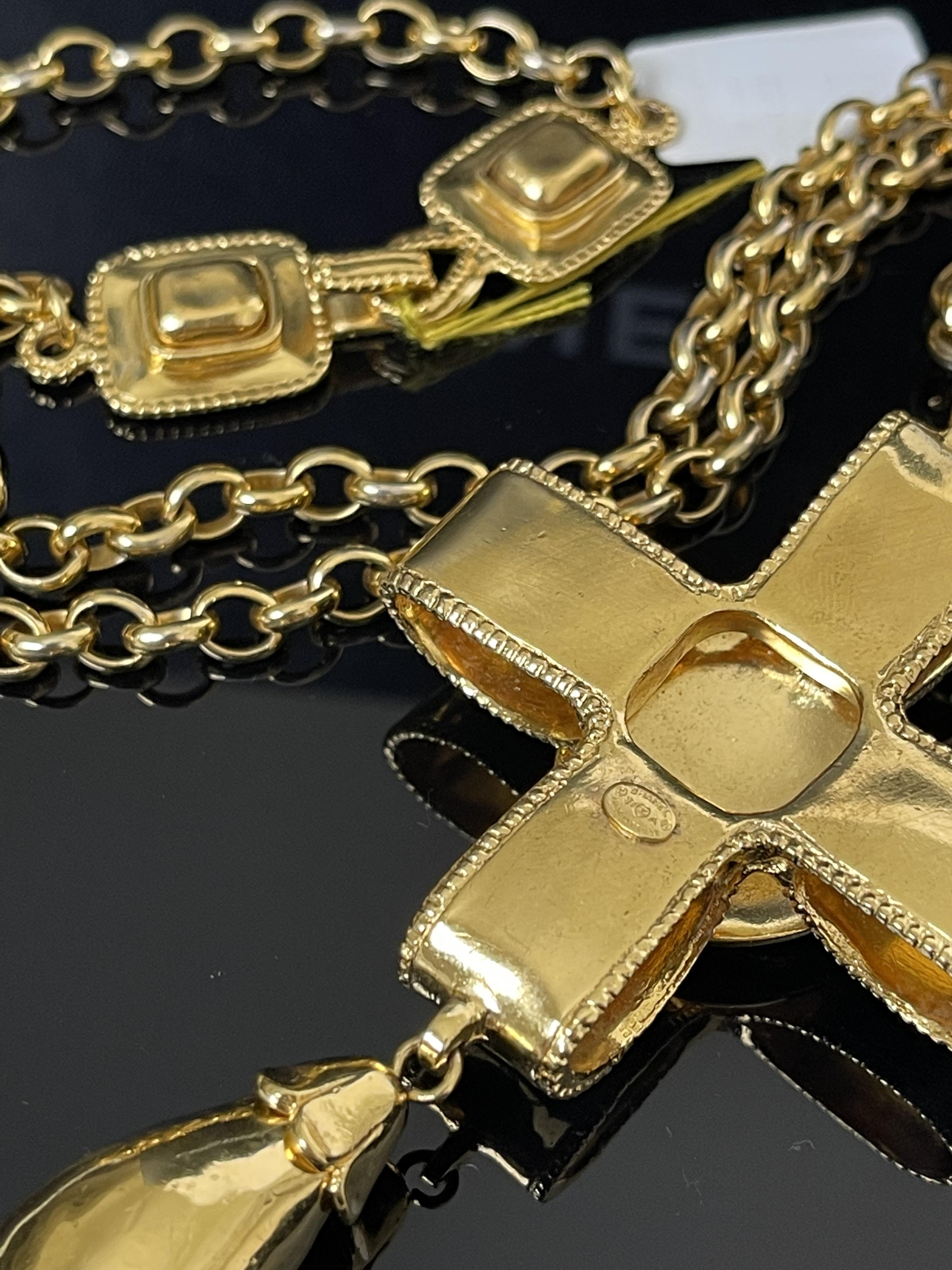 Chanel 緞帶水滴項鍊