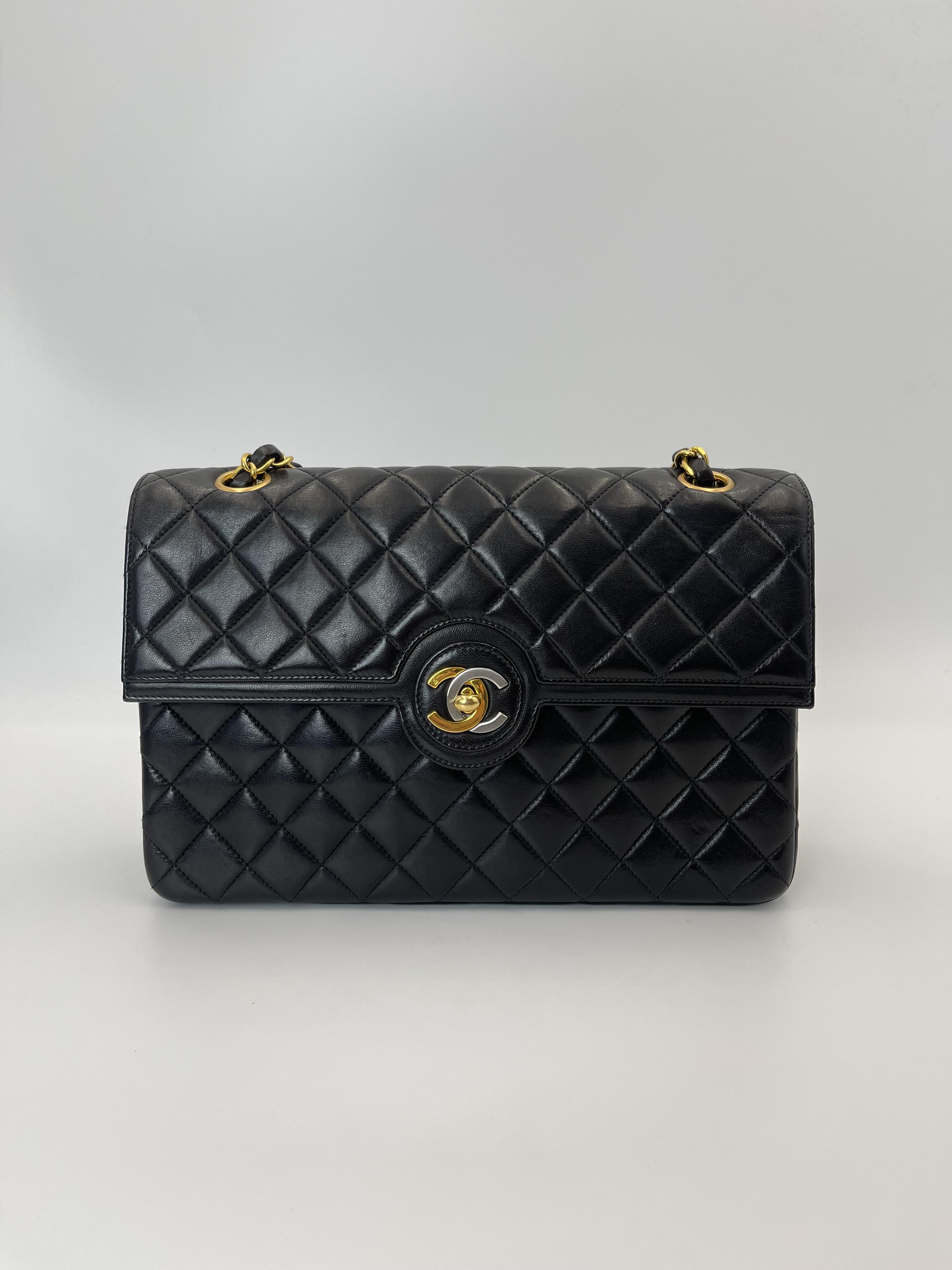 Chanel巴黎限定掀蓋包