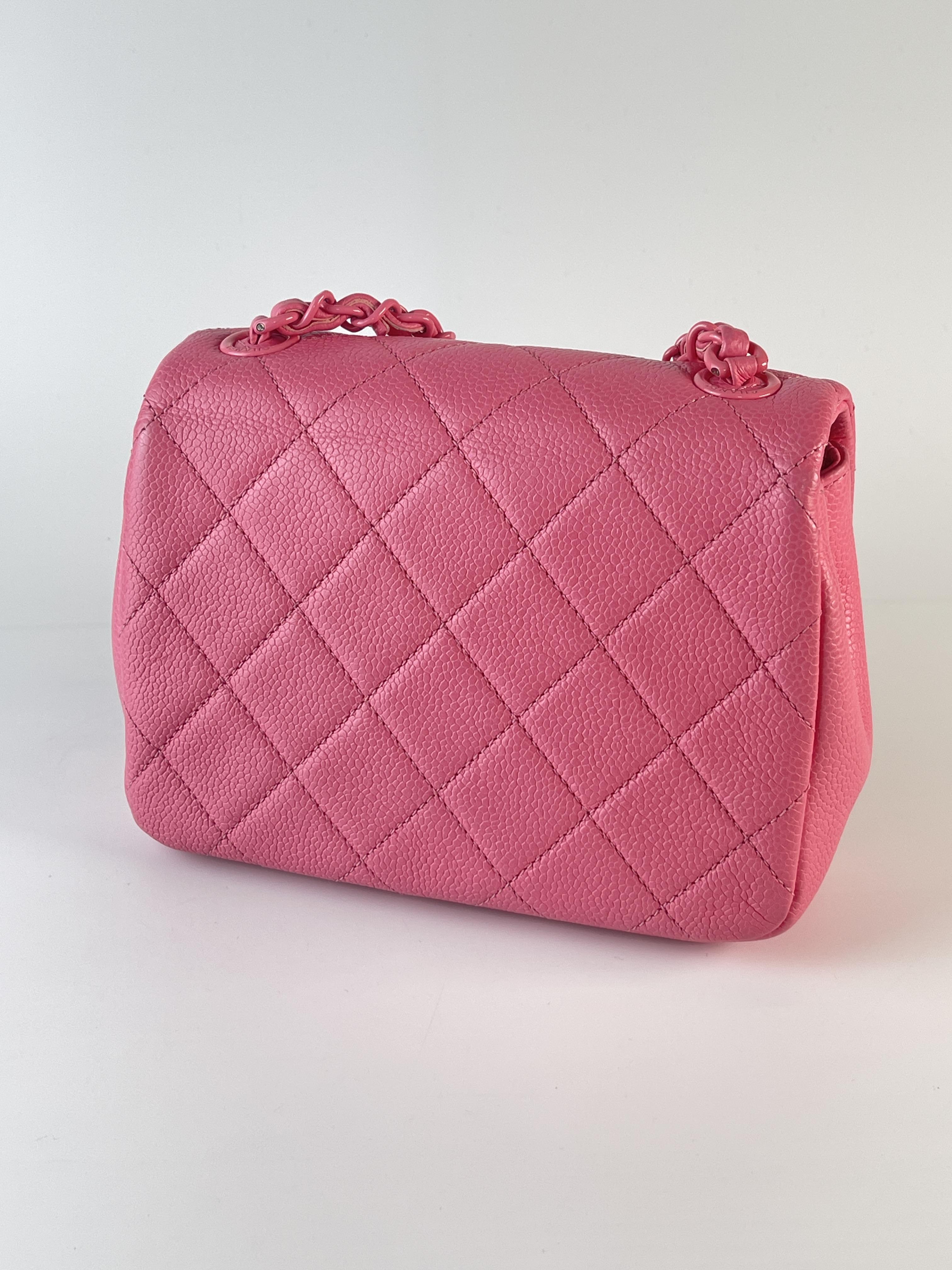 Chanel芭比粉小方胖