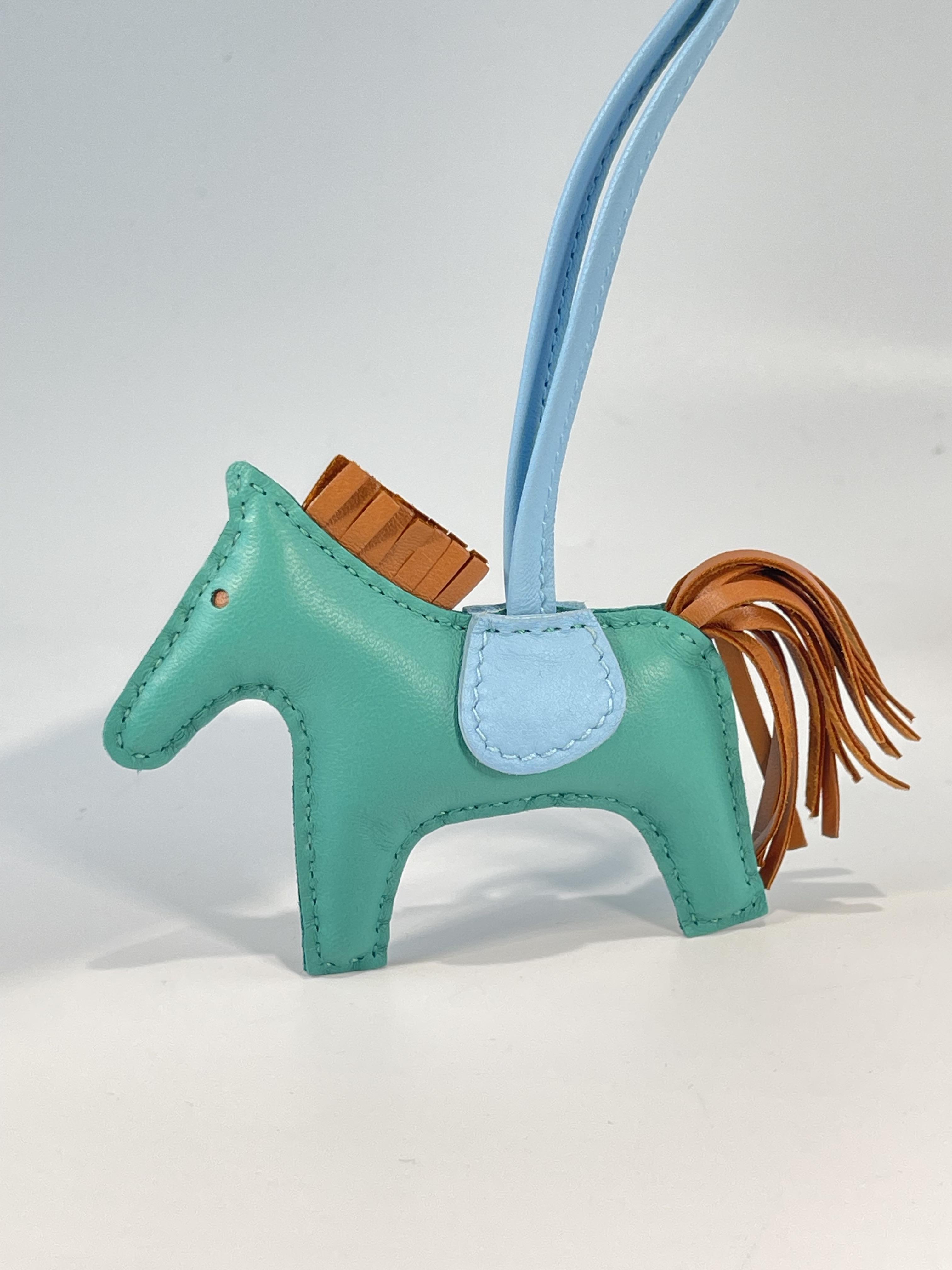 Hermès 綠色小馬吊飾