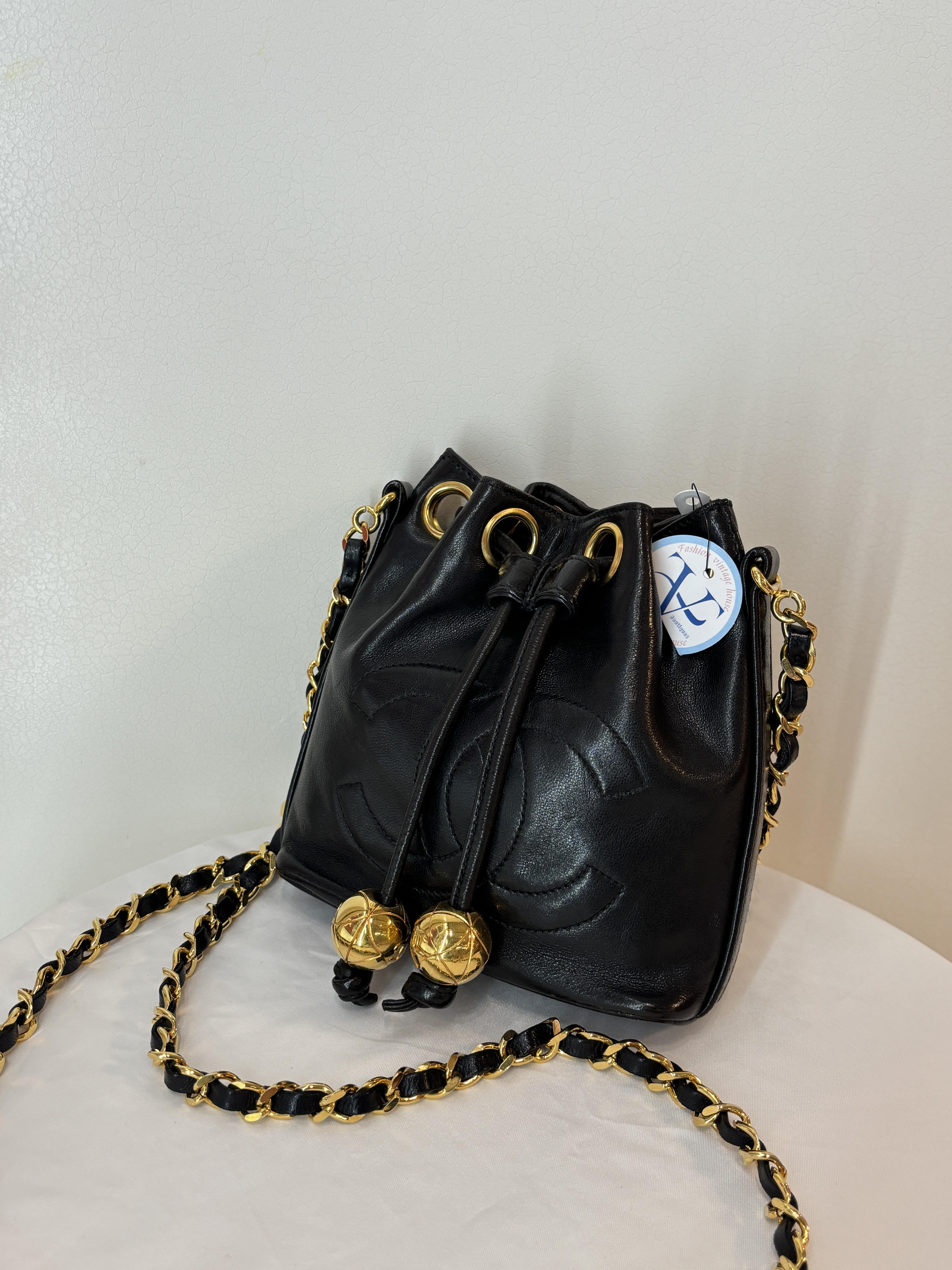 Ba1129 Chanel 迷你金球水桶包