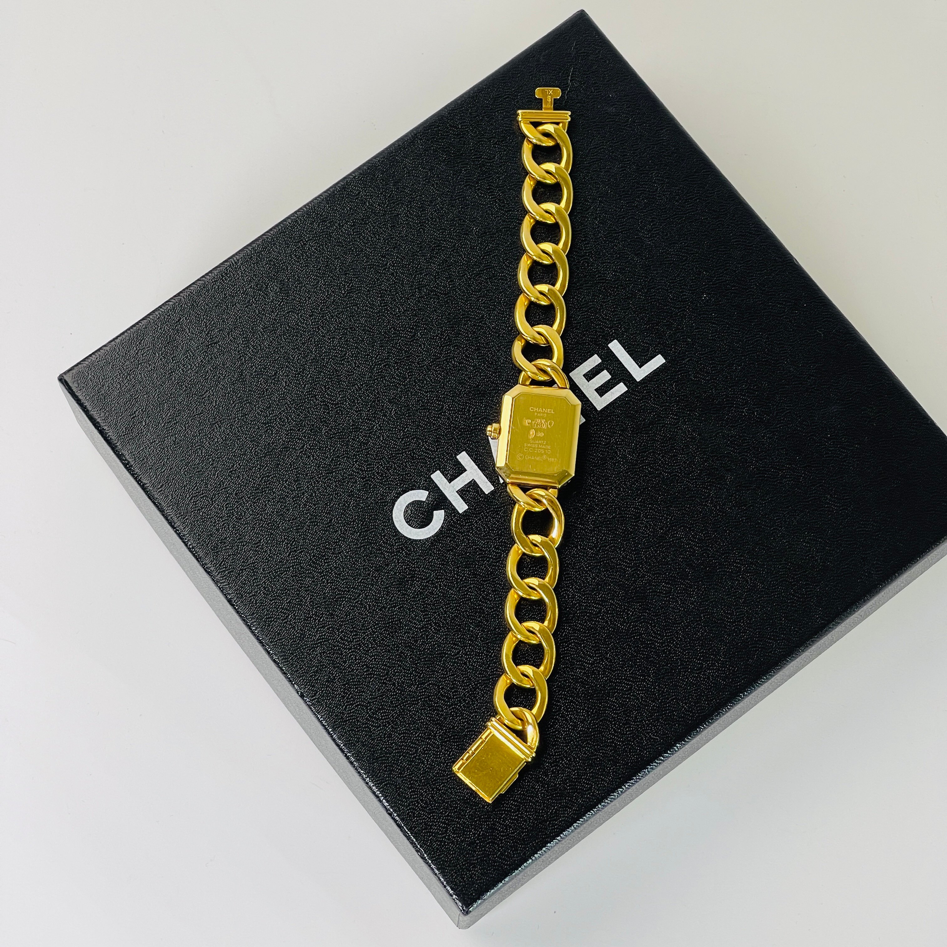 Chanel 18k 首映錶 XL