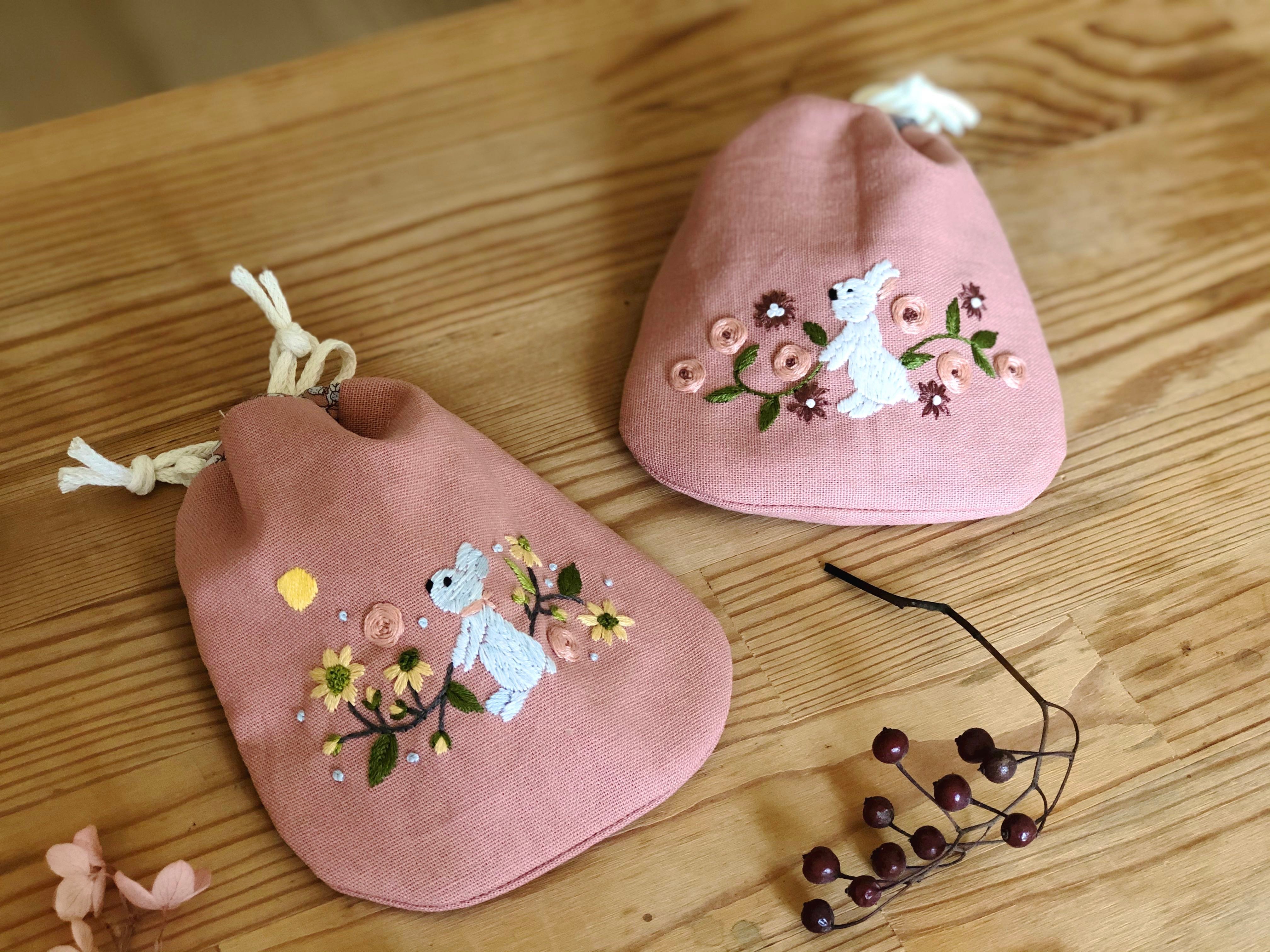 刺繡與生活布作課：花草小兔刺繡束口袋
