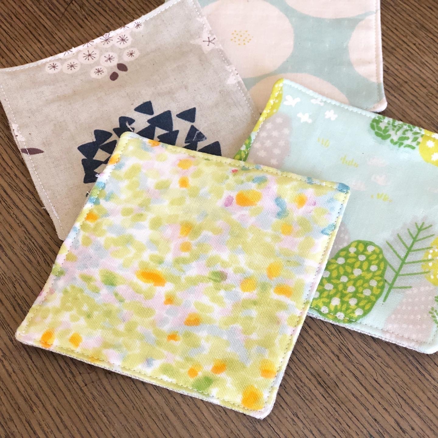 小布杯墊｜Ariselin Design 客製化布品｜